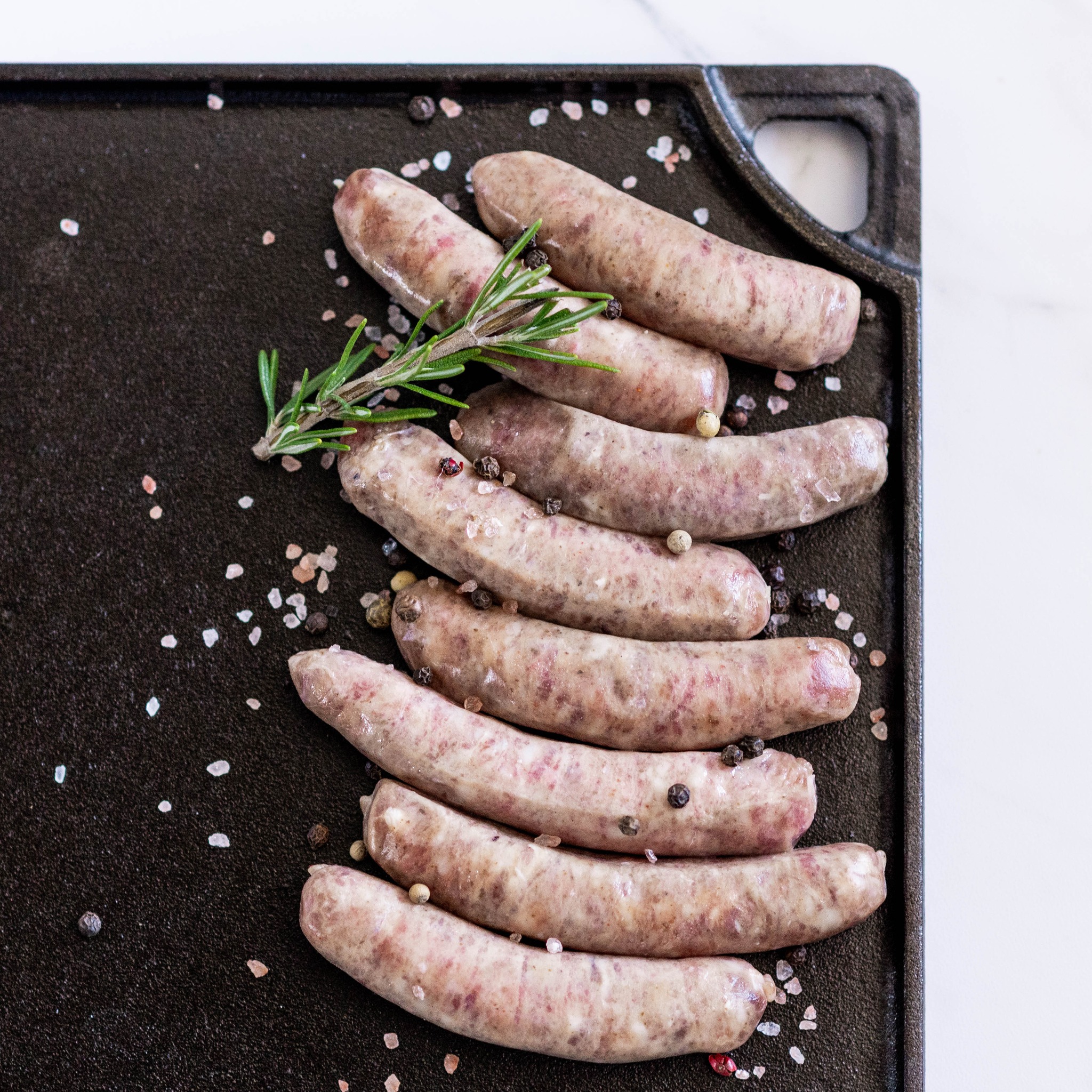 Did you order a pantry pickup from Reeves Family Farm? We've restocked our breakfast sausage and you can pick it up with your order! These are our breakfast links (so good...seriously!)
Our breakfast sausage is seasoned with salt and spices, and the links are in natural casings. No -ites or -ates in these!
#pastureraised #familyfarm #supportlocalfarms #farmtotable #dallasfarms #pasturedpork #texasfarms #farmstore