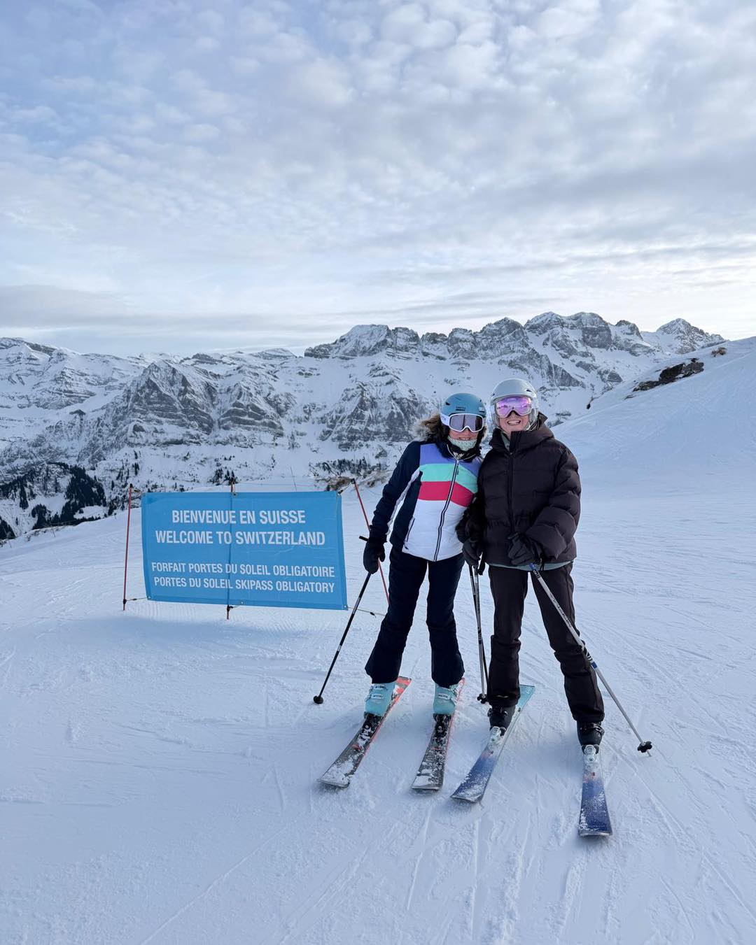 ✈️ A quick heads-up for anyone travelling to Europe ✈️
Having recently been to Switzerland, I just thought I’d warn you that you may need to allow extra time at immigration when arriving and departing, due to the implementation of the new EES (Entry/Exit System) biometric checks.
On my trip, it took around 30–40 minutes both ways to get through passport control in Geneva. This involved biometric registration, which is being gradually rolled out across Europe.
So if you’re travelling soon:
✔️ Build in extra time at the airport
✔️ Be patient – it’s new for everyone
✔️ Expect queues, especially at busy times
This is particularly important if you have onward connections or are travelling during peak periods. As always, a little preparation goes a long way in keeping your journey stress-free 😊
If you have any upcoming trips and want advice on timings, airports or connections, feel free to get in touch!