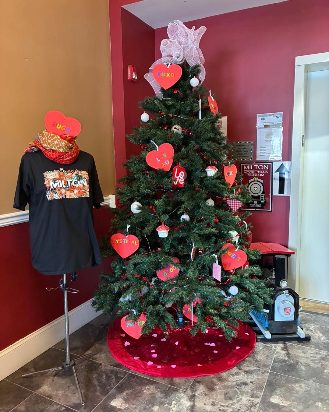 Milton Community Center’s lobby is all dressed up and ready to receive your Love Letter to Milton!
Need a form and guidelines? Visit our website at www.visitmiltonpa.org and go to Show TIME Some Love or email us at miltoncommunitycenter@gmail.com.
Letters can be mailed, hand delivered, or emailed.
We can’t wait to hear your story!