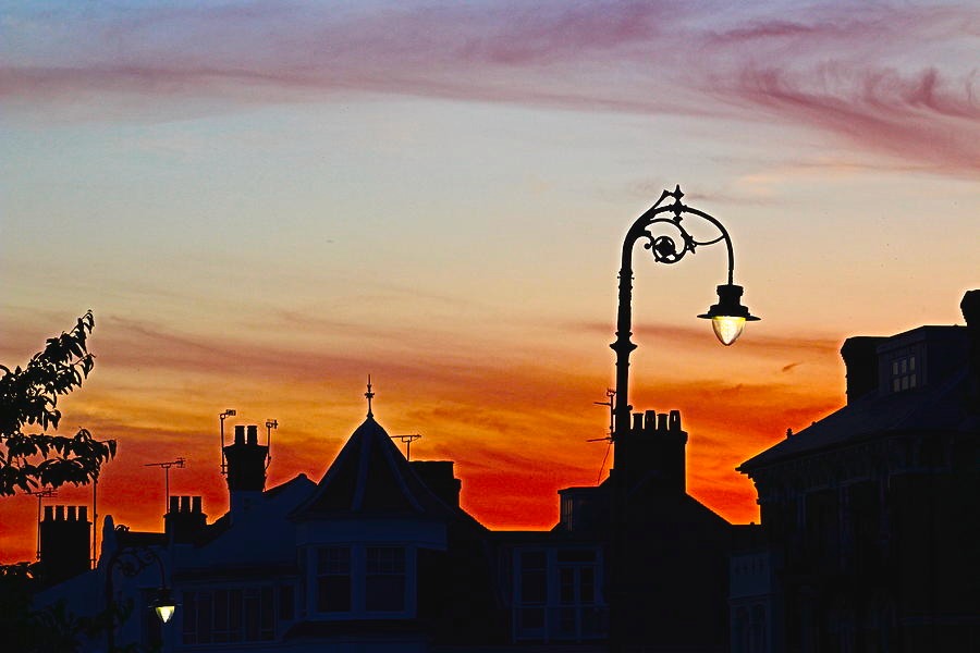 There is never a wrong time of the year to have your chimney swept, our diaries are always open to take a booking π₯ 01366 728342 π₯ info@catersweeps.co.uk π₯ www.catersweeps.co.uk