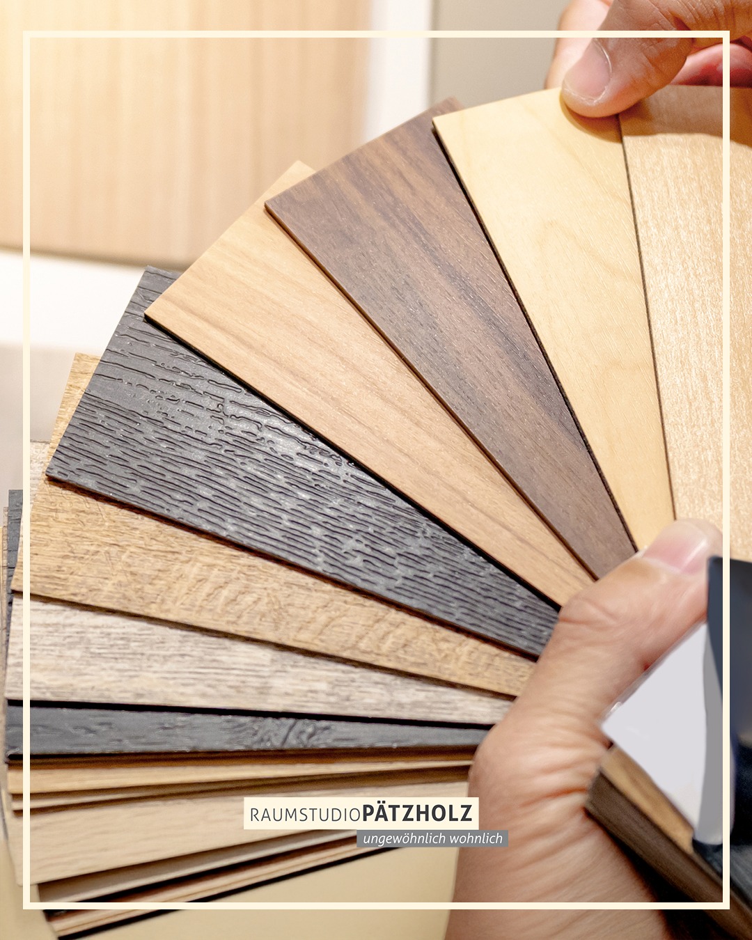Wir verleihen Deinen Räumen einen hochwertigen Charakter mit exklusiven Parkettböden! 🏠✨
Ungewöhnlich wohnlich:
www.raumstudio.com
#raumstudiopätzholz #parkettboden #parkett #bodenbelag