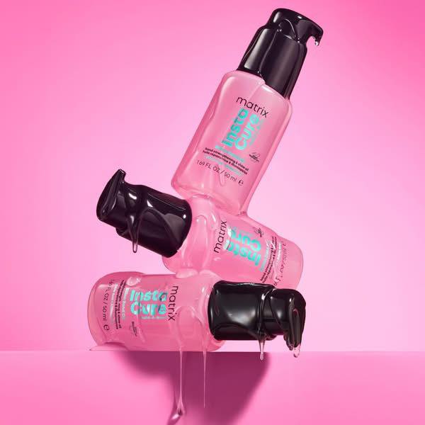 ✨ New Year, New Me?
Let’s be honest… it really starts with New Year, New Hair 💁♀️
Kick off 2026 with the brand-new Matrix Instacure Billion Bond Oil — designed to visibly reverse signs of damage and instantly restore that fresh-from-the-salon look ✨
Smoother. Shinier. Stronger.
Because great hair isn’t just a resolution — it’s a lifestyle 💖
Available now at Glam Factory Hair & Beauty
Book your glow-up today 💇♀️
#GlamFactory #NewYearNewHair #Matrix #Instacure #BillionBonds #HairCare #NuneatonHair #SalonGlow