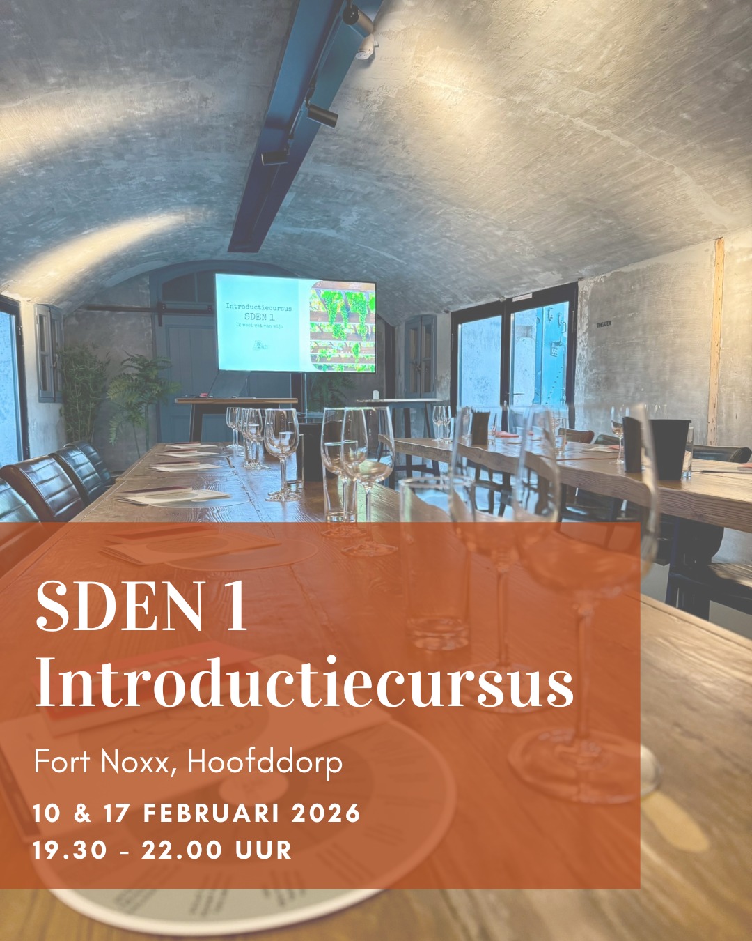 🍷 WORD EEN ECHTE WIJNKENNER (ER IS NOG PLEK!) 🍷
Drink je graag een goed glas, maar wil je nu eindelijk eens weten wat je precies proeft? Of je nu een beginner bent of je basiskennis wilt opfrissen: De Wijnvaders nemen je mee op reis! 🍇
Samen met @de_wijnles en @fortnoxxhoofddorp organiseren we in februari weer de SDEN-1 Introductiecursus. In twee avonden van 2,5 uur tillen we jouw wijnkennis naar een hoger niveau. 🔝
Wat kun je verwachten?
✅ Leer alles over druivensoorten en wereldberoemde wijngebieden.
✅ Ontdek het proces van druif tot fles.
✅ Leer écht proeven als een pro (we proeven 16 tot 20 wijnen!). ✅ Behaal je officieel erkende SDEN-1 Wijnvignet. 🎓
De details:
📅 10 & 17 februari | 19:30 - 22:00 📍 Fort Noxx, Hoofddorp 💰 €120,- (all-in, excl. lesboekje)
Er zijn slechts 15 plekken beschikbaar. Tag je favoriete wijnmaatje en schrijf je samen in! 🥂
🔗 Claim je plek via de link in onze bio!