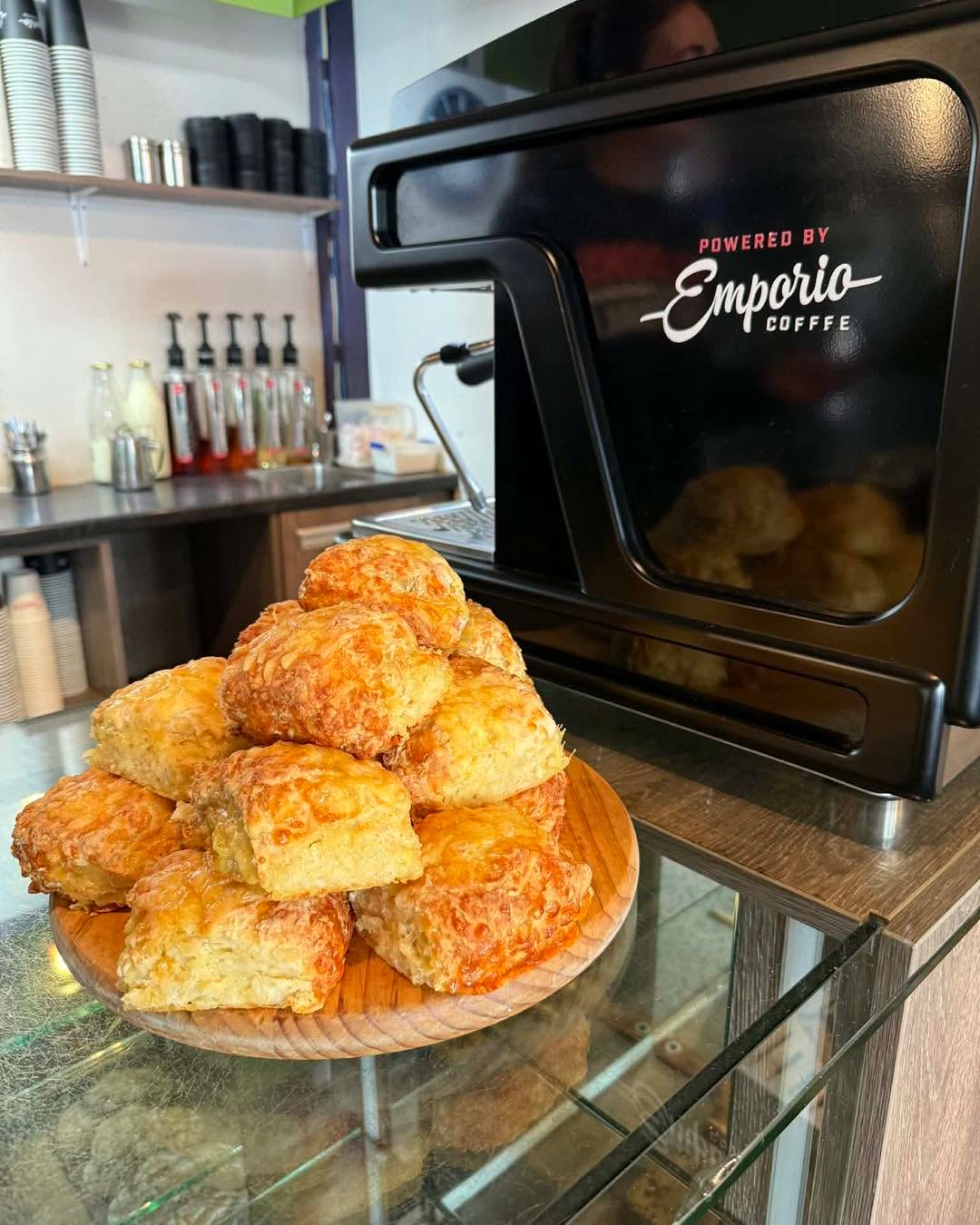 Guess what!
The date for muffin run to begin again has been set! Due to Waitangi and the Field Days coming up fast, we have decided to continue muffin run on the 20th of February. Our friendly faces will resume their missions to deliver tasty treats right to your desk or counter. So mark your calendars!
#local #supportingeachother #cafe #emporio #yum