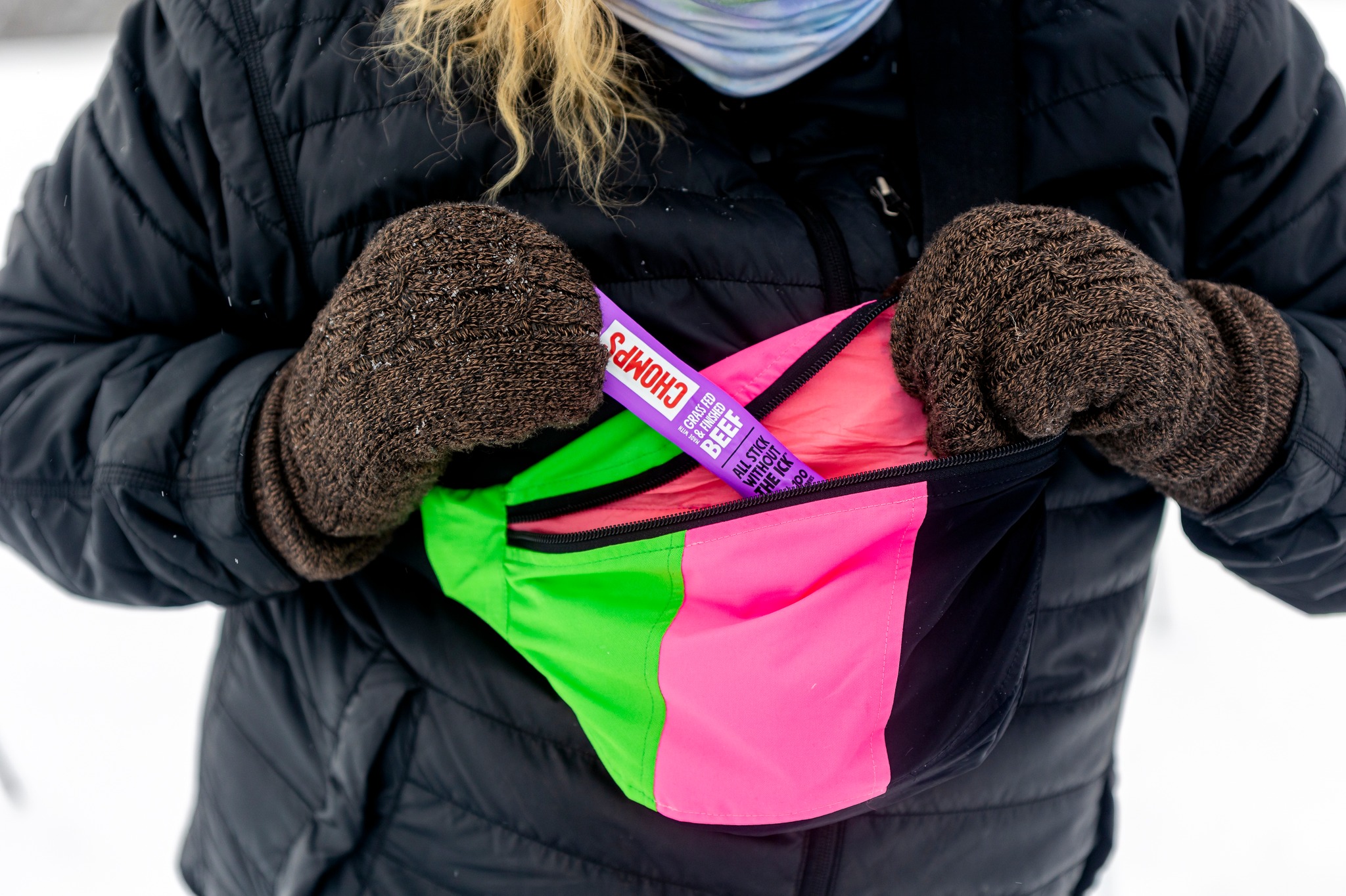 Snacks packed.
Skis waxed.
Friends secured.
Birdie Blue bag strapped.
Let’s gooooo!!
Where are you getting outside to play with friends this weekend?