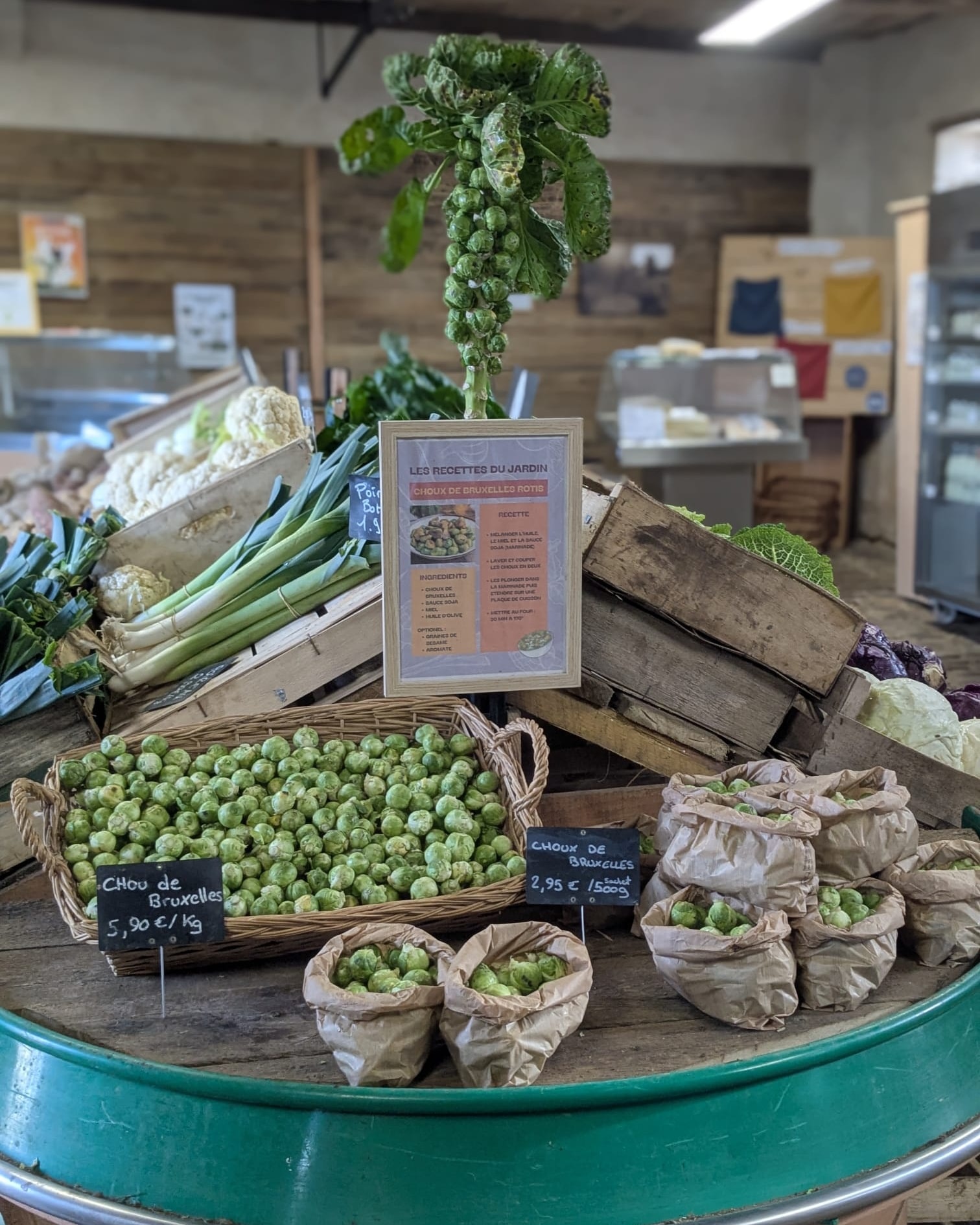 Le Chou de Bruxelles est à l'honneur aujourd'hui, rendez-vous au Magasin paysan des Fermes de deux'main 16h-18h !
A toute 😊