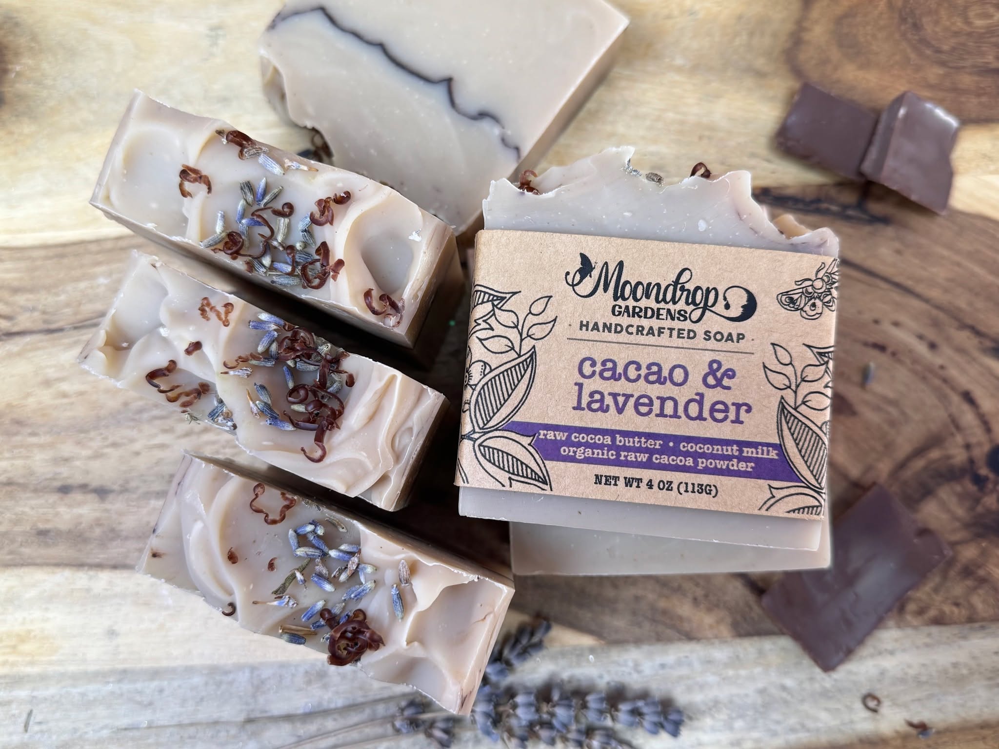 Soap shouldn’t be this delicious. 🍫🌿
Soft lavender + rich raw cacao in a natural, vegan bar made with raw cocoa butter, organic cacao powder, and coconut milk. A little earthy, a little sweet, and completely indulgent.
FREE GIFT: Get a moon charged heart shaped rose quartz heart with every purchase $25+
SHOP OUR WEBSITE:www.MDGsoapStudio.com
#naturallyhandcrafted #HandcraftedSoap #ArtisanSoap #VeganSoap #NaturalSoap #ColdProcessSoap
#SmallBatchSoap #EssentialOilSoap #LavenderSoap #RawCacao #CacaoButter
#BotanicalSoap #PlantBasedSkincare #CleanBeauty #EcoFriendlyBeauty
#EarthyLuxury #SelfCareRitual #BathTimeBliss #SlowMade
#SoapLovers #SoapAddict #IndieBrand #ShopSmall
#MoondropGardens #HandmadeBusiness