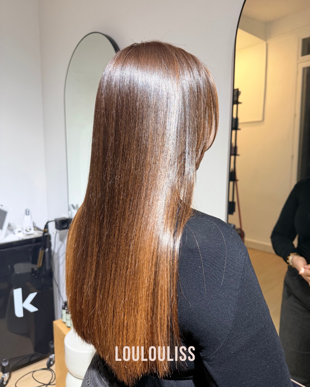 Post-soin chez Loulouliss
Des cheveux nourris et brillants… le bonheur ✨
#PostSoin #HairCareLove #Loulouliss