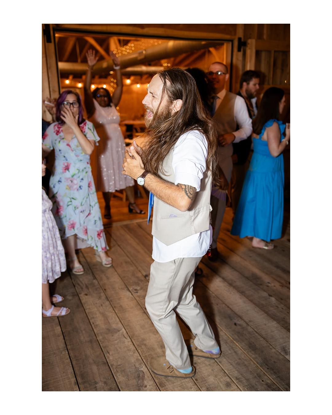 Proof that the dance floor always delivers 💅🏼
Venue: @silver_fox_lavender_
Coordinator: @rockfishvalleyevents
DJ: @cjayentertainment