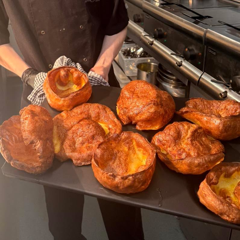 Gluten free roasts
The only thing on our roast dinner which isn't gluten-free is our Yorkshire puddings but luckily our gluten-free Yorkshire puddings are also incredible!
https://www.falconsteakhouse.com/book-now/