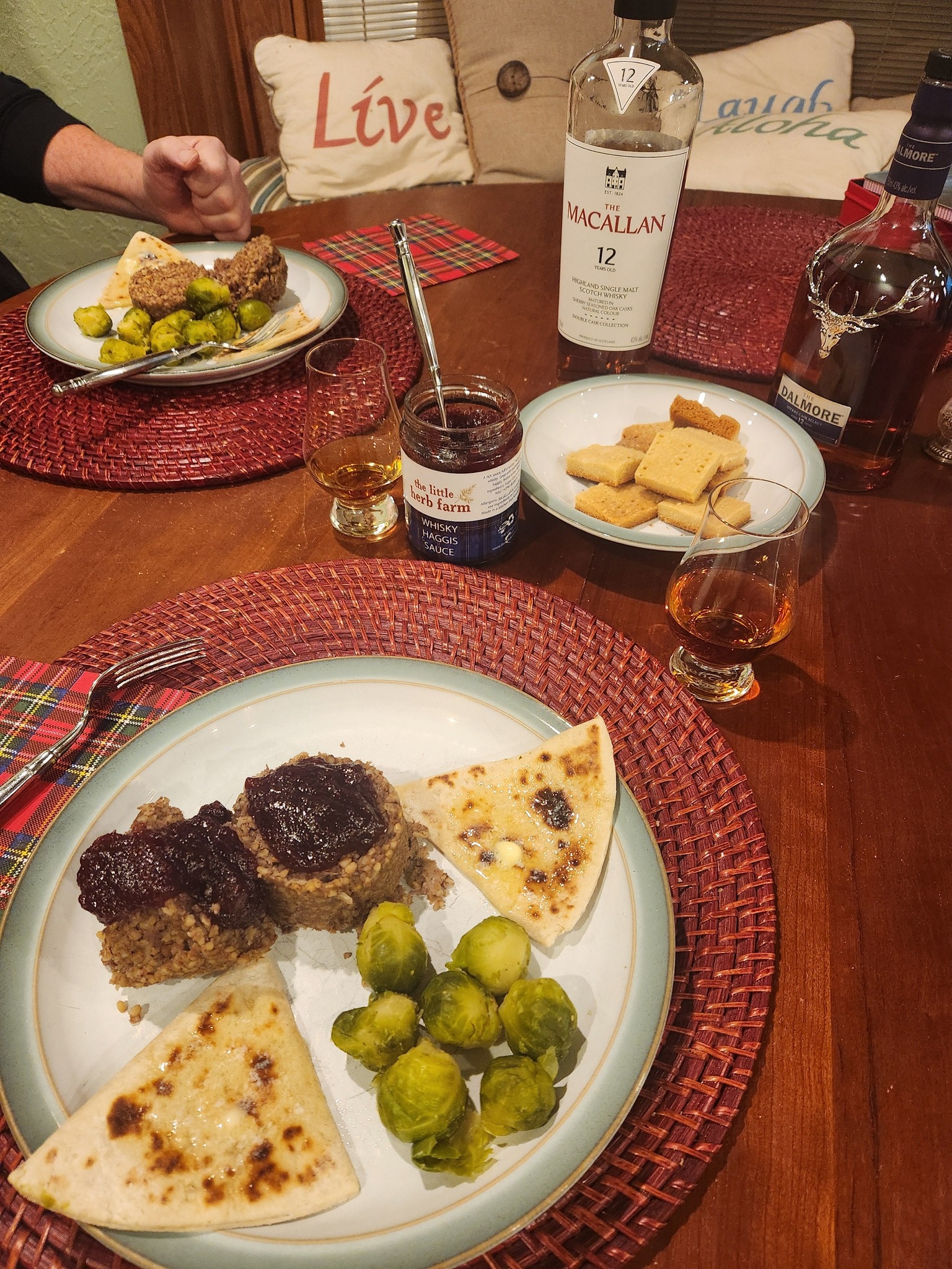 Happy Burns Night!
"What is Burns Night? Burns Night is a time to enjoy Scottish traditions and celebrate the renowned poet Robert Burns with a classic combination of haggis, neeps, tatties and sometimes a warming dram. The night is often accompanied by entertaining recitals of some of Robert Burns' famous work."
What did we have for dinner?
Haggis, of course! With a whisky sauce.
Tattie scones.
Brussels sprouts.
Dalmore (12 year old single malt) - Slàinte mhath!
And... Homemade shortbread cookies.