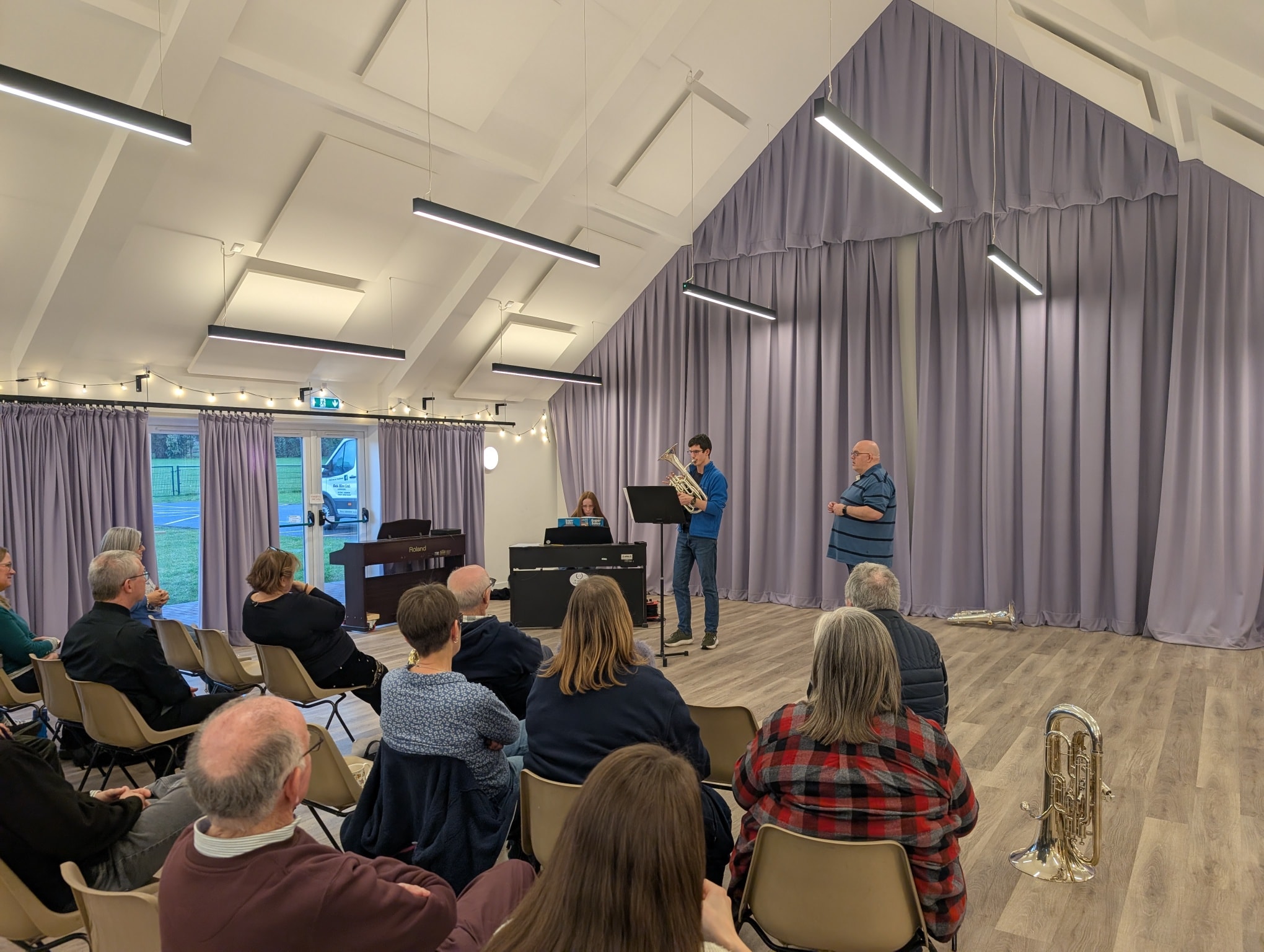 Congratulations to all performers who played to our guests Glyn and Helen Williams in this afternoon's Soloist Masterclass:
๐ Rosie Hogan - With His First Breath
๐ Sam Hartley - Moto Perpetuo
๐ Carolyn Madgwick - Rasulka's Song To The Moon
๐ Jan Stubbs - Concerto d'Aranjuez
๐ Robin Mills - Carrickfergus
Next stop - Wantage Parish Church for Wantage Band in Concert featuring Glyn and Helen playing some awesome solos!
#BrassBand #Masterclass #Concert #Wantage #Oxfordshire