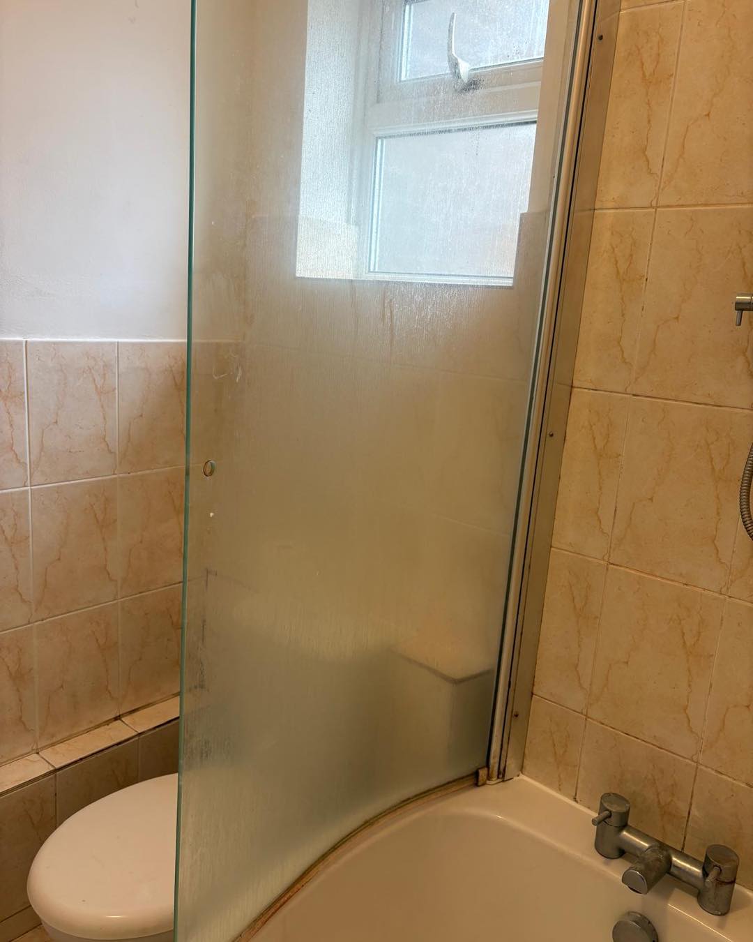 Deep Cleans - we love a good before and after 🤩
Every deep clean is tailored to you and your home, just get in touch to see how we can help you and more info on our deep clean packages