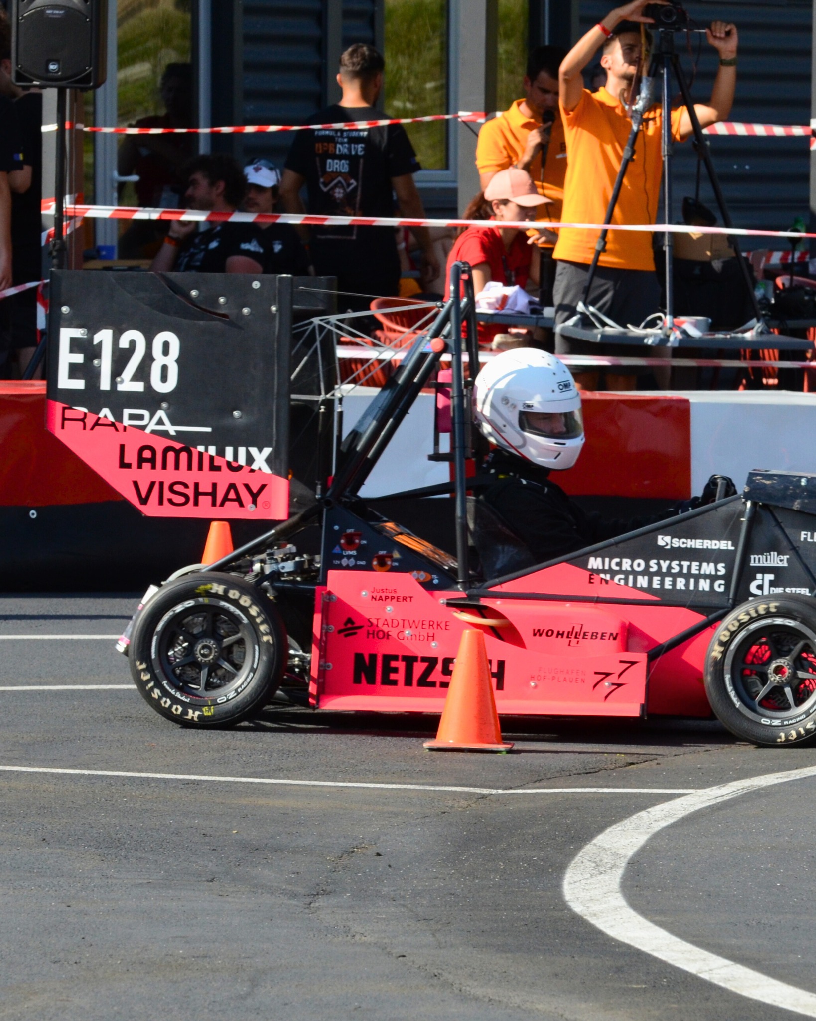 helmet hair loading...
.
.
.
#fsbalkans #formulastudent