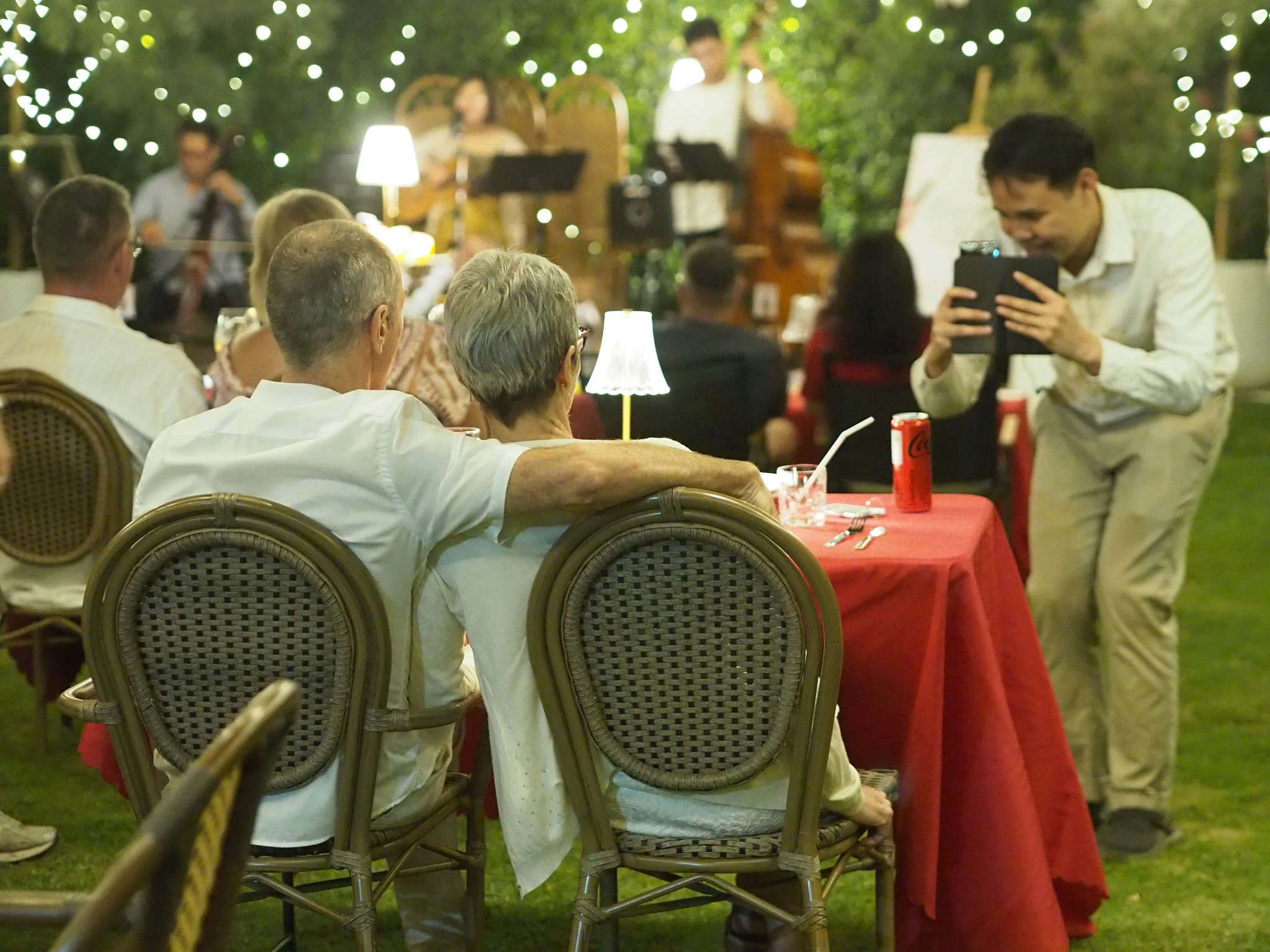 Travel changes over time.
It becomes less about rushing,
and more about feeling calm, comfortable, and well taken care of.
At Buri Gallery House, many guests tell us the same thing,
“I just want a place that feels easy.”
Easy to rest.
Easy to enjoy good food.
Easy to talk to real people.
Easy to spend the day at your own pace.
Many guests stay longer than planned,
and long after they leave, they still think back to these moments,
simple days that stay with you.
If you are looking for a quiet resort in Chiang Mai
that values comfort, kindness, and personal care,
we would be happy to welcome you 🤍
For the best experience and extra care,
we kindly recommend booking directly with us 💌
#BuriGalleryHouse
#ChiangMaiResort
#QuietStayChiangMai
#OldCityChiangMai
#SlowTravel
#StayAtYourOwnPace
#BoutiqueResort
#DirectBookingBenefits
#ChiangMaiLiving
#MeaningfulStay