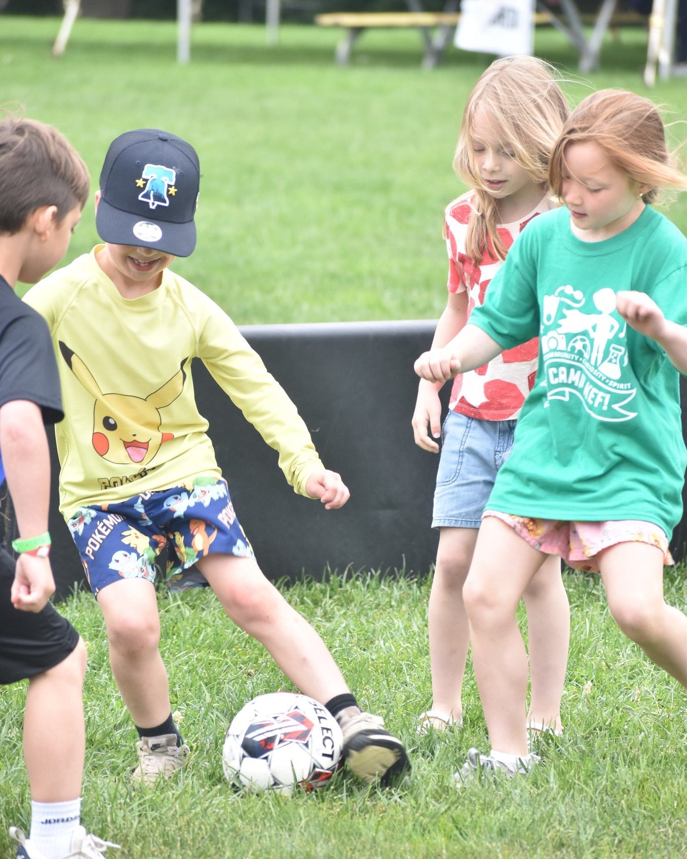 Trying new things is part of the magic of Camp Kef ✨ From picking up a paintbrush to aiming for the archery target or jumping into the pool, campers discover new interests, build confidence, and surprise themselves every day. That first “I’ve never done this before” often turns into a favorite camp memory.