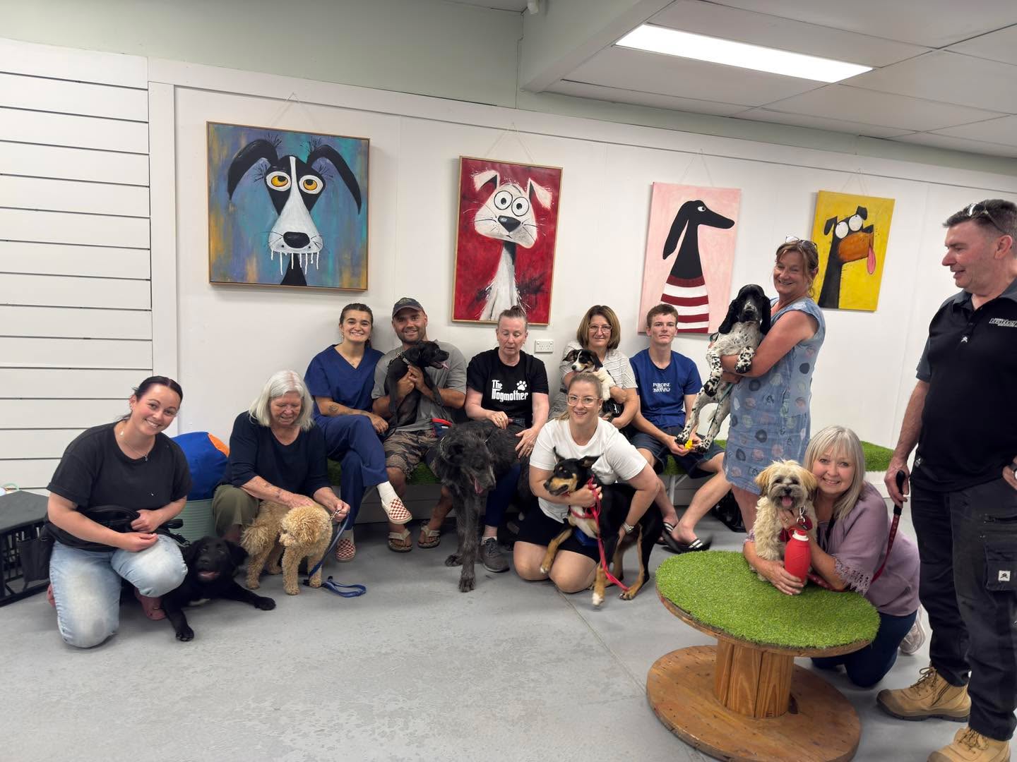 You guys are the best 🙌 sooo much progress with your
Teens 🐾 it just goes to show how quickly dogs can learn good habits by having a little tool box of commands to help negotiate your way through adolescence
Well done 👏👏 we will miss you 🐶
Taking bookings NOW
Next round of Puppy & Teen School 9th & 10th February
Phone us for more information 64522847
#sandysgroomingtails #K9Cafe #snowymountainsnsw #coomansw #dogshop #dogaccessories #groomingsalon #dogsocial #dogtraining #familydogtraining #teenschoolfordogs