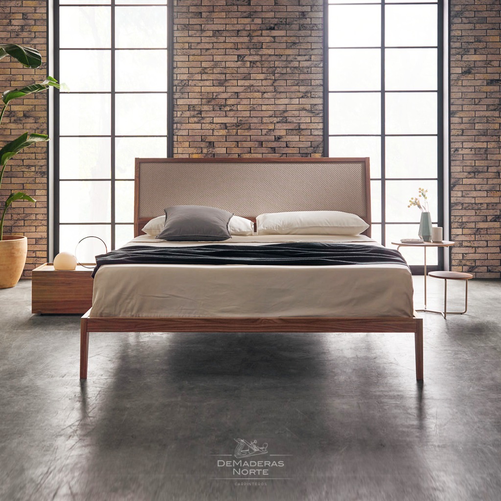 Nuestra cama Mica. Queen size (190x150cm) en madera maciza de petiribí y respaldo entelado. La fabricamos en las medidas que mejor se adapten a tu espacio y con el diseño y tipo de tela a elección.
👉 Contactanos y pedí tu cotización.
Conocé más modelos de nuestra colección de camas: https://www.demaderasnorte.com.ar/camas
#⃣𝐈𝐧𝐖𝐨𝐨𝐝𝐖𝐞𝐓𝐫𝐮𝐬𝐭
#mueblesdemadera #muebles #mueblesdediseño #mueble #carpinteria #mueblesamedida #hechoamano #petiribi #maderamaciza #maderaycuero #camademadera #cama #camadediseño #mueblesamedida #diseño #decoracion #arquitectura #deco #camamica #dmn #mica #madera #must #estudiodmn #InWoodWeTrust