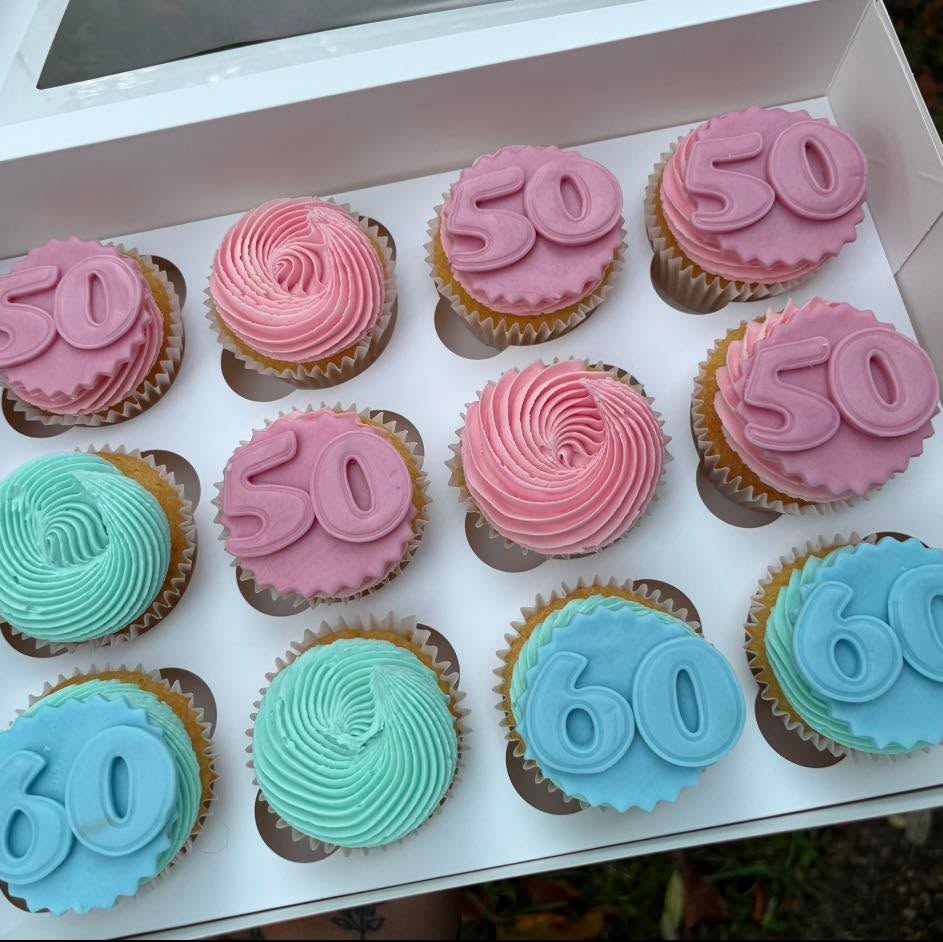 Double the milestones, double the sweetness 💕💙
These custom cupcakes were baked to celebrate two big birthdays—50 & 60—served up in soft pastels and swirled buttercream perfection. Because every decade deserves its own treat 🧁✨
Perfect for sharing, celebrating, and sneaking an extra one when no one’s looking 😉
#customcupcakes #birthdaycupcakes #milestonebirthday #50thbirthday #60thbirthday #cupcakedesign #buttercreamcupcakes #bakerylife #instabakes #cupcakesofinstagram #celebrationdesserts #custombakes #smallbusinessbakery #pastelcupcakes #sweetcelebrations 🎉🧁
