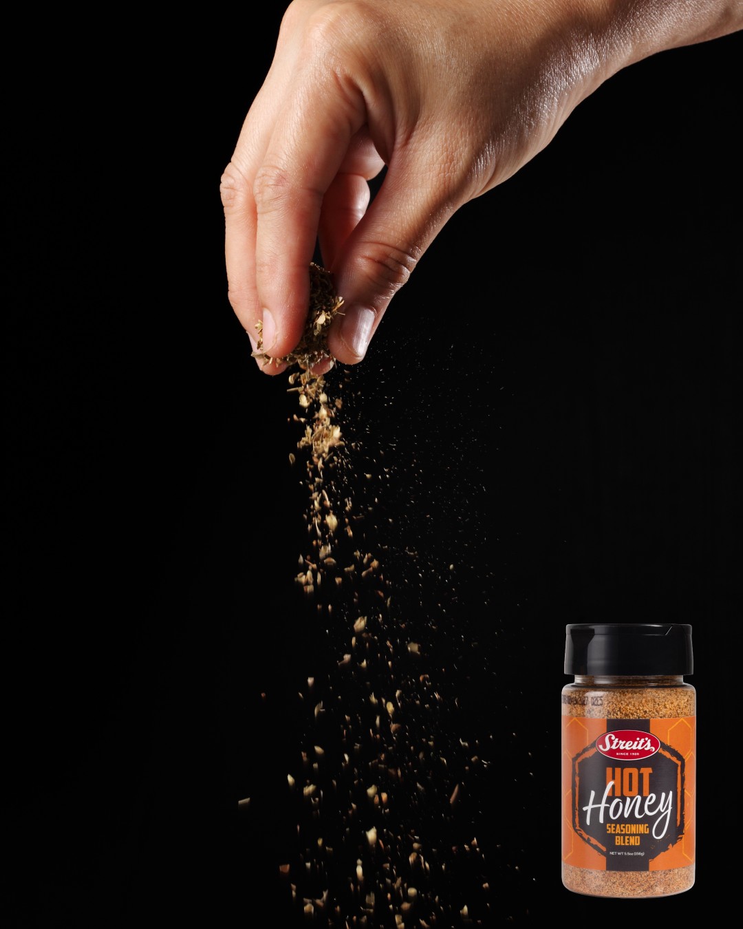 Sweet enough to make you smile, spicy enough to wake you up. 🌶️🍯
Meet the seasoning blend that refuses to be boring.
Warning: Highly addictive!
Try it now: bit.ly/StreitsHotHoneySeasoning