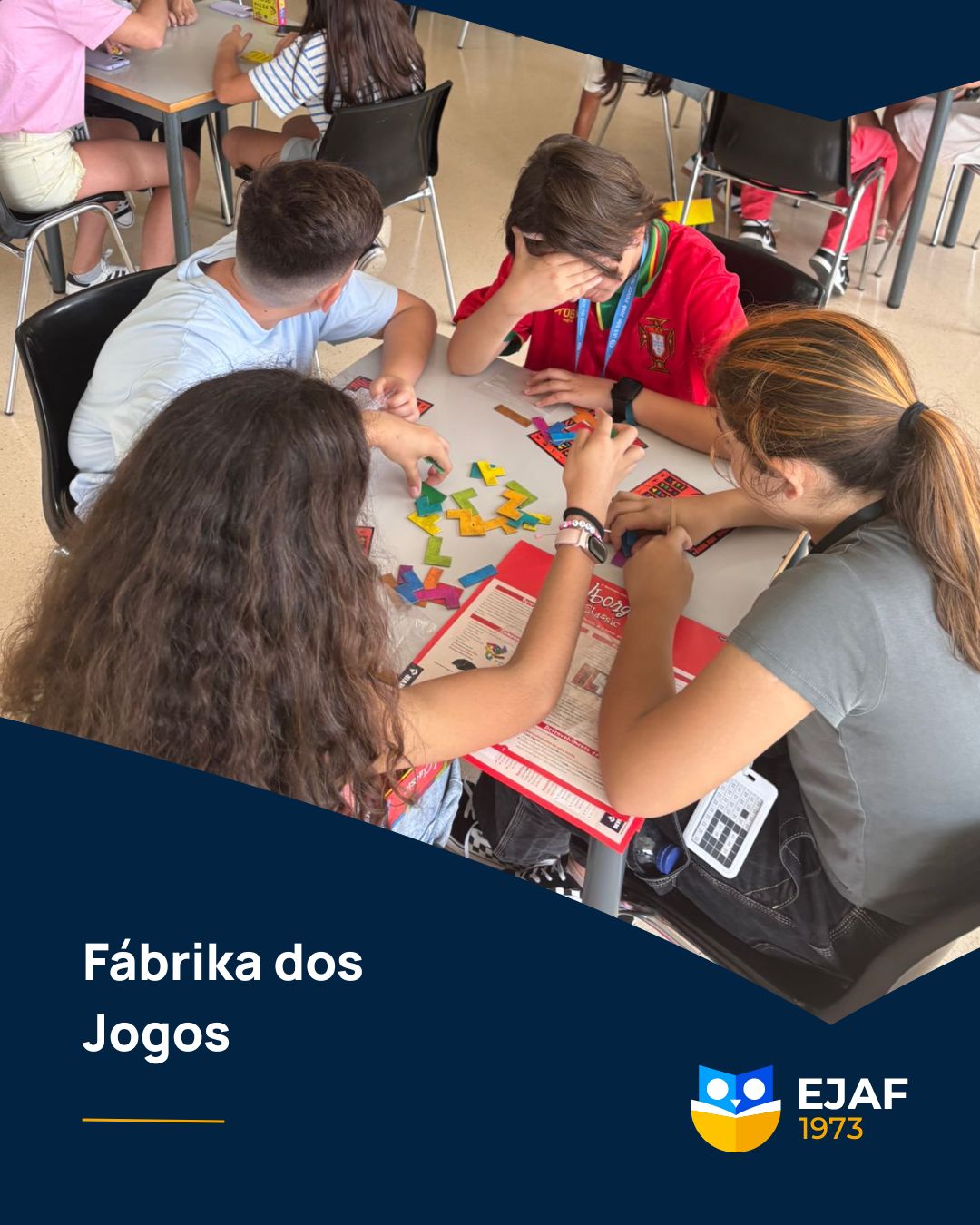 🧩 Hoje celebramos o Dia Mundial do Puzzle!
Na Fábrika dos Jogos, aprender é um desafio divertido.
Entre peças que se encaixam, estratégias que se constroem e ideias que ganham forma, os alunos desenvolvem o raciocínio, a concentração e o trabalho em equipa, sempre a brincar e a pensar ao mesmo tempo.
Porque tal como num puzzle, aprender também é saber ligar ideias. ✨