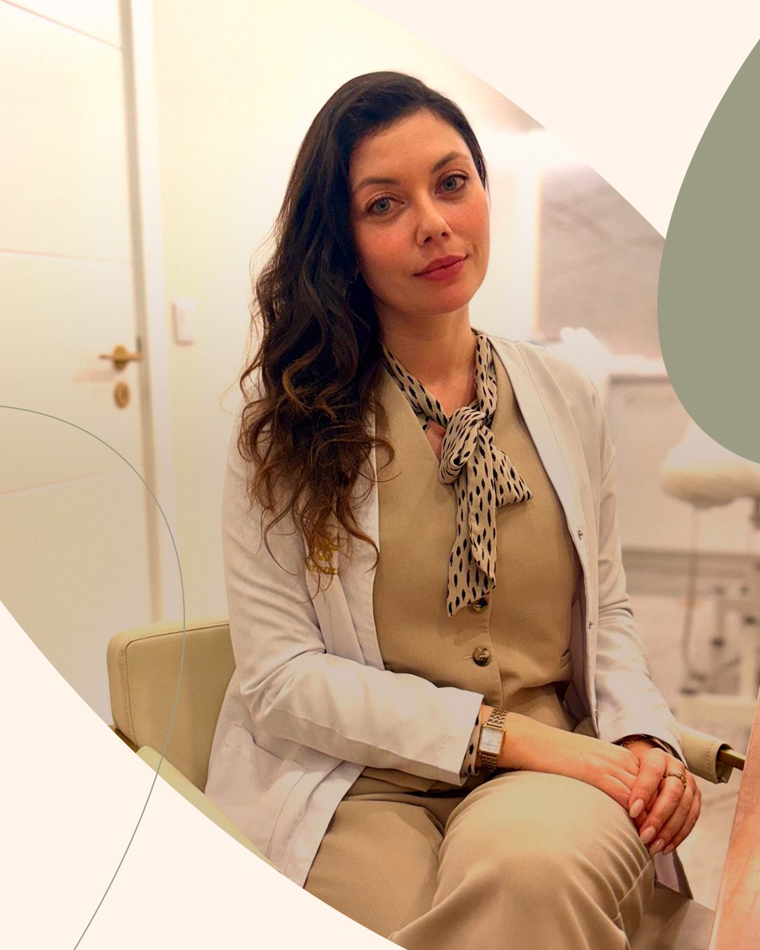 Este mês celebramos a Dra. Cláudia Santos. ✨
Uma peça fundamental na nossa equipa, pelo rigor, pela dedicação e pela forma cuidada como olha cada pessoa e cada detalhe. O seu trabalho reflete uma abordagem tranquila, natural e profundamente preventiva, sempre com um olhar atento e uma escuta genuína.
Entre a exigência, o profissionalismo e a delicadeza, traz diariamente à Clínica Metamorfose uma energia positiva, serena e inspiradora.
Parabéns, Dra. Cláudia. Que este novo ano venha com a mesma luz e o mesmo entusiasmo que leva a quem a rodeia!