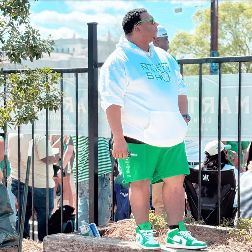 St. Paddy’s day is that you 👀 lurking behind Mardi Gras