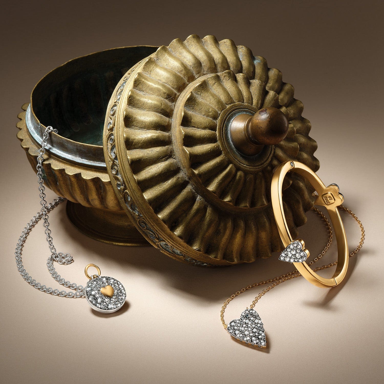 This Brighton Love Knows reversible necklace is one of those pieces that says everything without saying too much. An elongated heart pendant, detailed with colorful hand-set European crystals, finished in a beautiful two-tone design that works effortlessly with any outfit.
Turn it over to reveal the message “Love Knows” — a quiet reminder that makes this piece feel personal and meaningful.
Adjustable for the perfect fit and finished with a classic lobster clasp, it’s easy to wear and even easier to love. A thoughtful gift or a special piece you’ll reach for again and again. #giftsforher #valentinesday #giftideas #brighton #heartjewelry