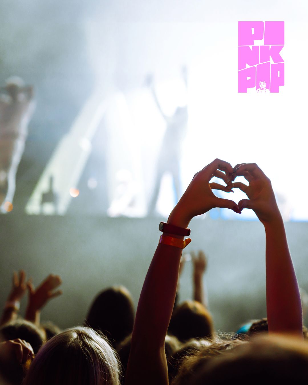 Met @pinkpopfest ๐ฉทhebben we als gevolg van een annulering het Koetshuis (voor 4-6 festivalgasten) vrij! Reserveer nu snel via www.huiskenshof.nl of stuur een mail naar ilse@huiskenshof.nl
#pinkpop #overnachtenpinkpop #logerenmetpinkpop #huiskenshof #ditisparkstad #visitzuidlimburg