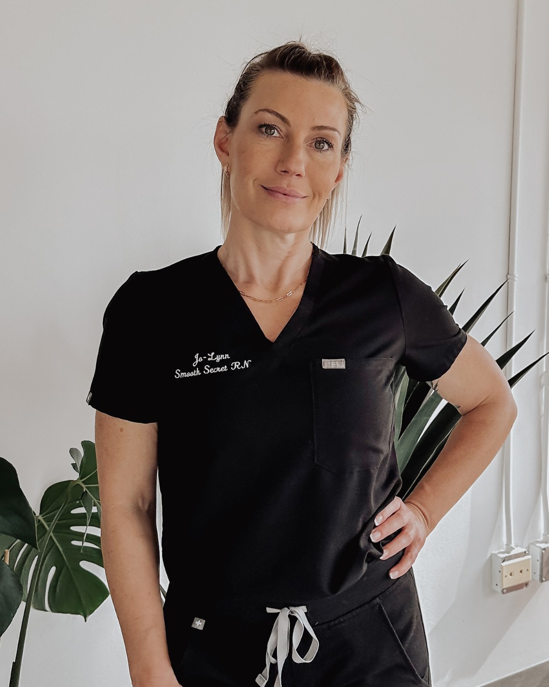 “Natural” does not mean “no change.” 👀
It means you still look like you, just more rested and refreshed.
Natural results are about balance ⚖️
Keeping your features, softening what bothers you, and planning for what will age well over time. 🧠
In our clinic, “natural” also means honest conversations. ✅
If your goal needs a different treatment, or less product than you expected, we will tell you.
Want a plan that looks good now and still looks good later? 💬 Book a consult with our RN injectors in Sherwood Park.
————————
Smooth Secret RN 💋 It’s our Secret
Jo-Lynn Gibbs RN, BScN + Pailey Corbett RN, BScN
🌐 smoothsecretrn.com | 📱 780.220.2702
📧 smoothsecretrn@gmail.com for your FREE consultation
#NurseInjector #SherwoodParkAesthetics #NaturalBotox