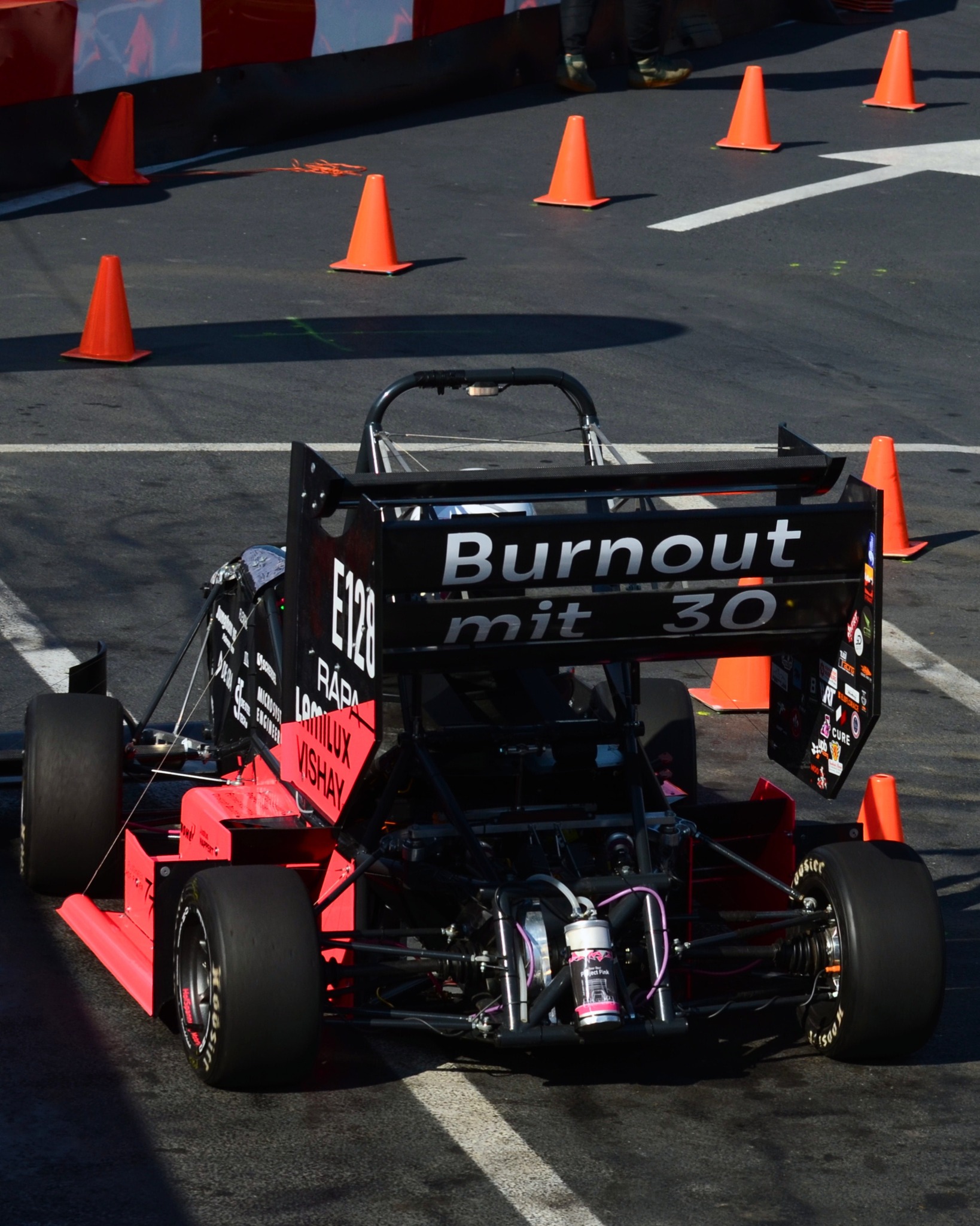 guys, what’s the German word for "in love"? 😍
.
.
.
#fsbalkans #formulastudent