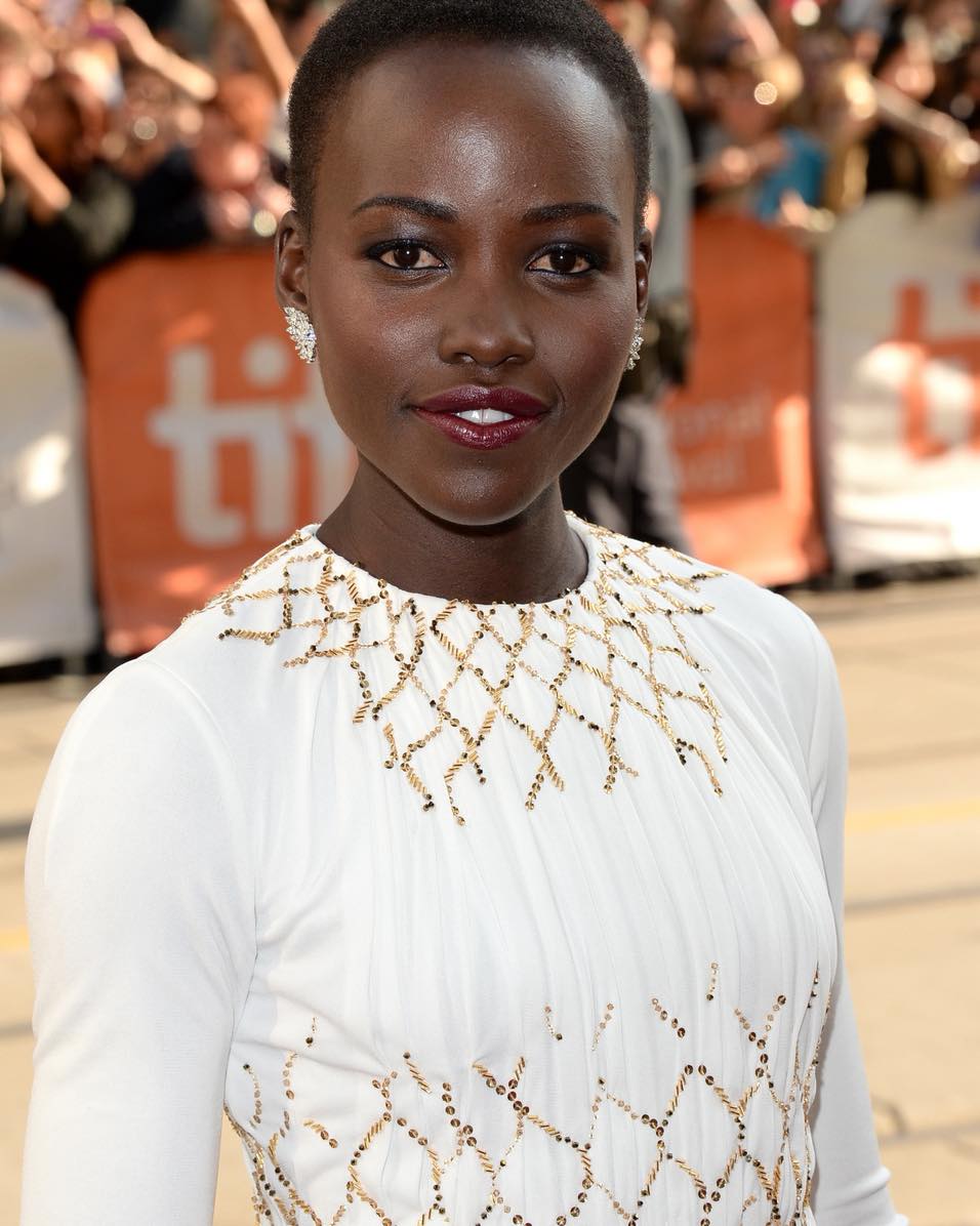 Lupita Nyong’o has been casted as in Christopher Nolan’s The Odyssey. The role is unknown but rumors say Helen of Troy. While some folks have just shrugged it off kept it moving there’s a very racist portion that have lost their mind claiming that Helen of Troy can’t be black. Because that’s not who she was described in the books. Even tho if you read Homers Iliad you would know that they never give a physical description of the character. The source material actually uses formulaic epithets to describe her. ( if I need to describe what that is ask in the comment section) further more it’s kinda funny people are screaming for accuracy in this star packed film featuring 0 Greek actors. …. But no one really cares about that.
#TheOdyssey #lupitanyongo #ChristopherNolan #movies #greek