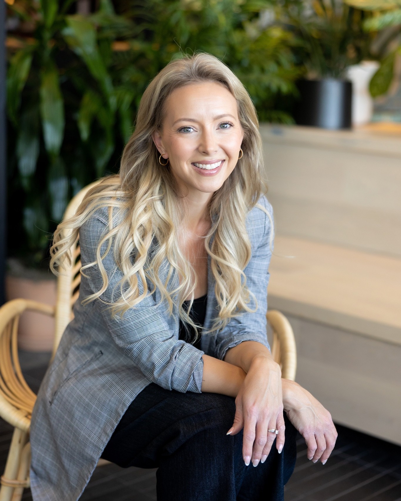 Not every room needs to make a statement.
Some of the most important spaces are meant to quietly support how you live.
#DesignWithPurpose #AngelaIrelandInteriors #InteriorDesignDenver #LivableLuxury #20YearsofDesign