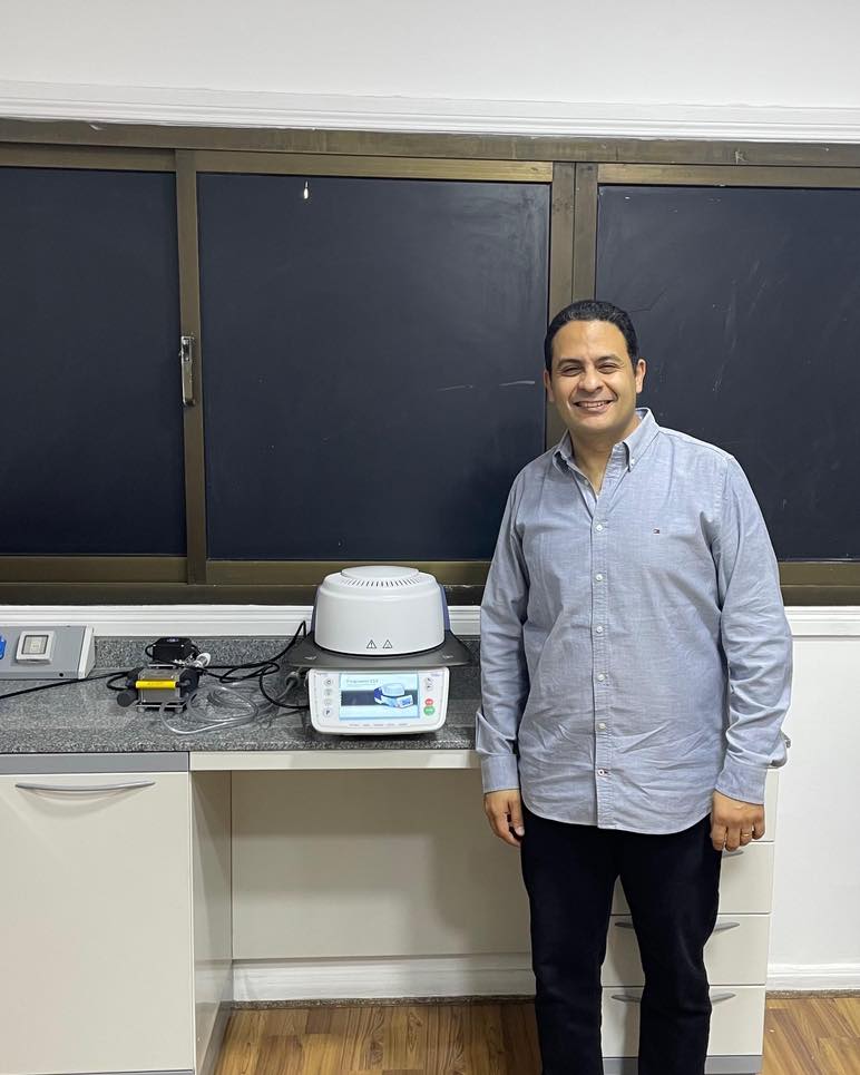 شكراً د/ رامي جميل على ثقتكم بنا و بأفران إيفوكلار .
نتمنى لكم دوام التوفيق و النجاح .
#ivoclar #porcelainfurnace #dentaltechnicians #عيد_وكبريته #جودة_تثق_بها #جودة_عالية #ايفوكلار #افران_بورسلين