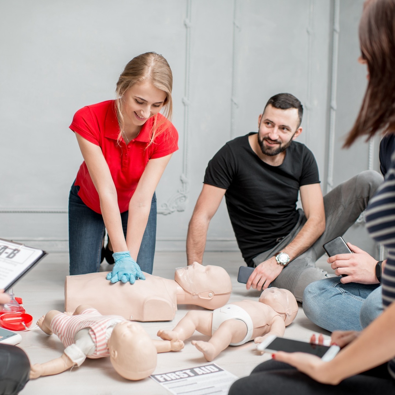 Difference between Emergency First Aid at Work and First Aid at Work
Being prepared to respond confidently to illness or injury at work can make a real difference. However, not all first aid qualifications are the same, and choosing the right one matters for both safety and compliance.
Emergency First Aid at Work (EFAW) provides essential practical skills to deal with common incidents such as choking, severe bleeding, an unresponsive casualty, seizures, and minor injuries. It is suitable for lower risk environments and gives a solid foundation in life saving first aid skills.
First Aid at Work (FAW) is a more comprehensive regulated qualification. It covers a wider range of injuries and illnesses, greater depth of knowledge, workplace hazard awareness, leadership during incidents, and record keeping responsibilities. FAW is usually recommended for higher risk workplaces or where a risk assessment identifies the need for more advanced first aid provision.
If you would like a clearer breakdown of the differences and guidance on choosing the right course, we have published a detailed blog post here:
https://training.dtmk.co.uk/post/emergency-first-aid-at-work-vs-first-aid-at-work
We deliver both Emergency First Aid at Work and First Aid at Work courses at our centre in Bletchley, Milton Keynes. We also provide training across the surrounding counties, either at your own venue or by arranging a suitable local venue if required.
https://training.dtmk.co.uk
enquiries@dtmk.co.uk
01908 112111
#FirstAidAtWork #EmergencyFirstAidAtWork #FirstAidTraining #WorkplaceSafety #HealthAndSafety #RegulatedTraining #Compliance #MiltonKeynes #Bletchley #Buckinghamshire #Bedfordshire #Northamptonshire #Oxfordshire #DTMK