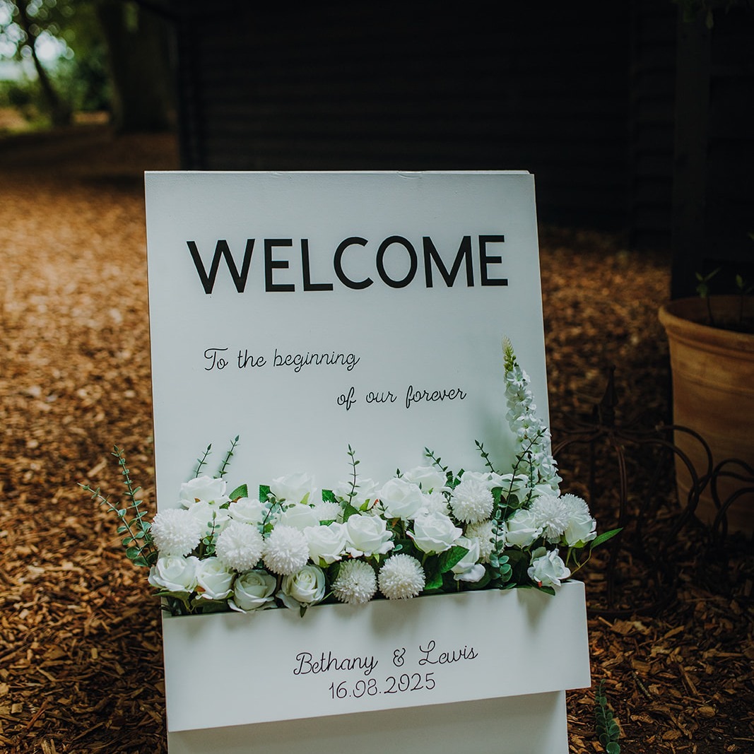 You can scroll forever…
or you can step inside and feel it.
From the woodland ceremony spaces to the open countryside views, Crown Lodge is one of those venues that just makes sense when you’re here.
✨ Private viewings available
✨ No-pressure, relaxed tours
Book yours this February.
📷 @benbardsleyballwedding
#kentwedding #kentlife #destinationwedding #WeddingVenueViewing #KentWeddings #FindYourVenue #crownlodgekent