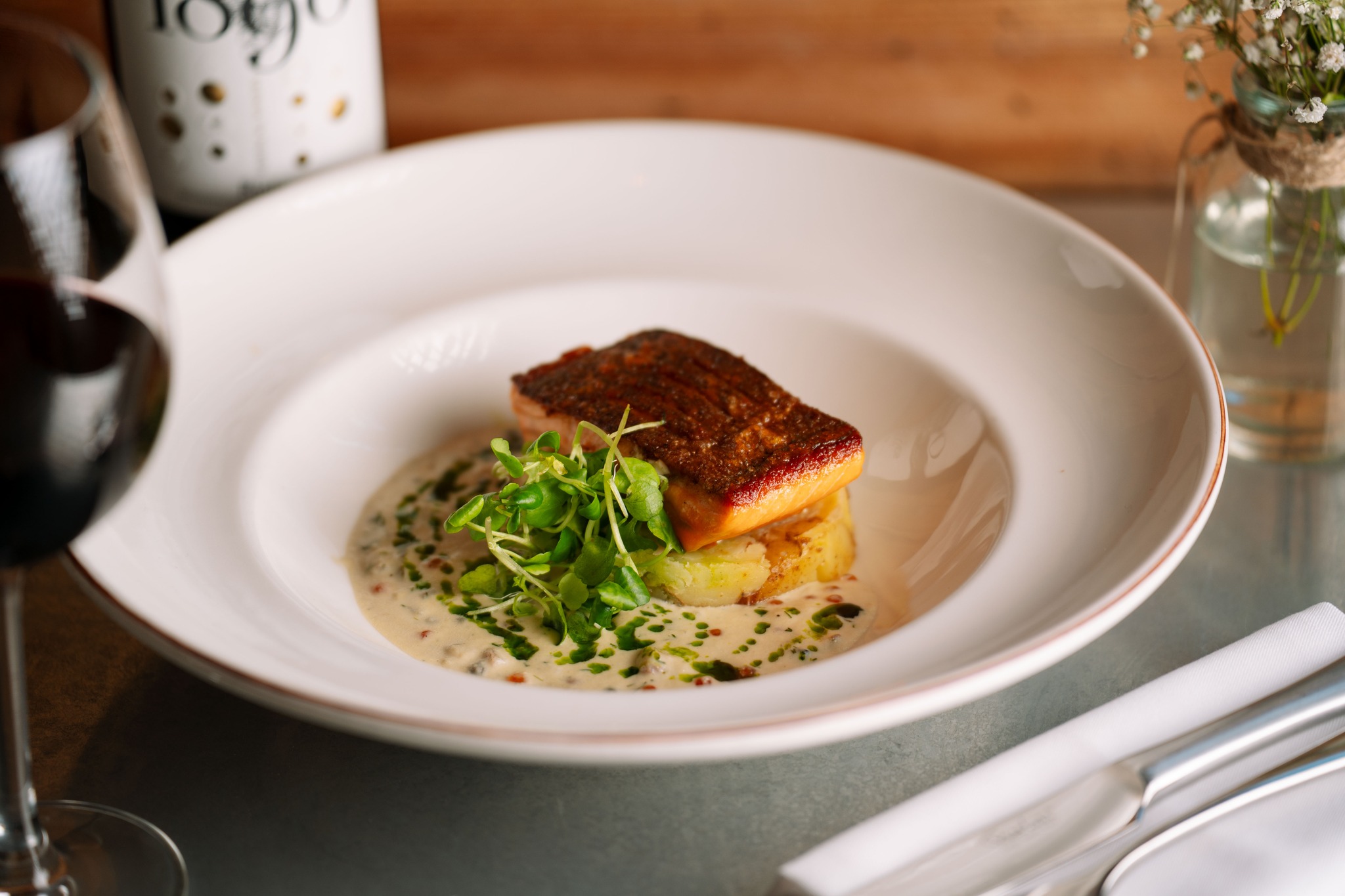 Sea Trout, Warm Smoked Eel Tartar, Pink Fir Potato�--
Delicate, elegant and packed with flavour.
A dish that lets the ingredients lead.
#thedogatwingham #top50gastropubs #wintermenu