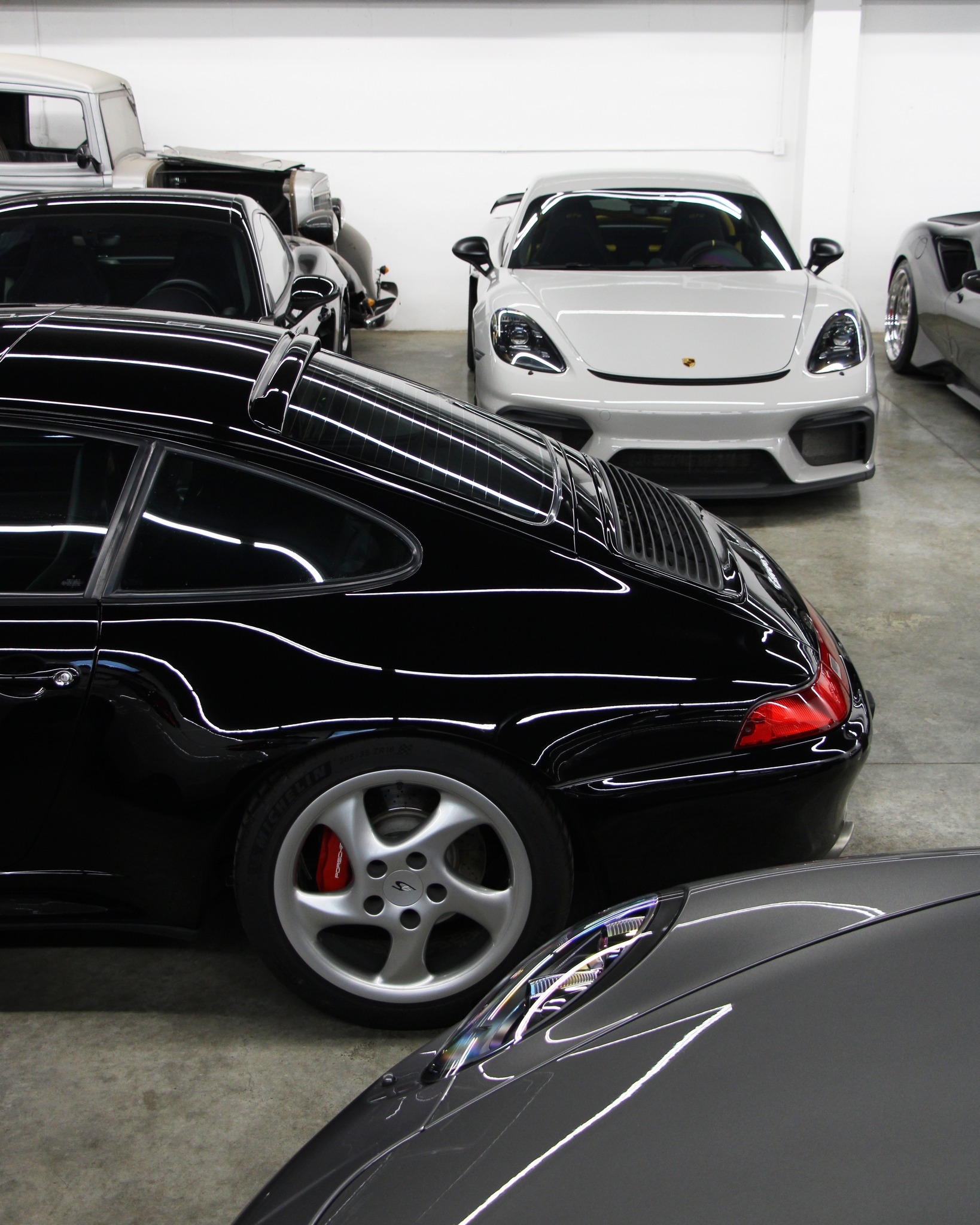 A look inside @curnowreserve, one of my clients 📸 Curnow Reserve is a specialty pre-owned dealership in KC, featuring an impressive inventory of exotic, luxury and classic cars.
💻 StephenCookMedia.com
#porsche #porsches #porsche911 #911porsche #caymangt4 #porscheusa #porscheworld #porschegram #porschelovers #porschecaymangt4 #porschegt4 #porscheowners #luxurycar #luxurycars #luxurylifestyle #luxurystyle #luxurylife #luxuryliving #luxurygoals #carenthusiast #photographerlife #sportscars #supercars #exoticcars #dreamcars #scm2178 #carsofkc #kcmo #kcmetro #kansascity