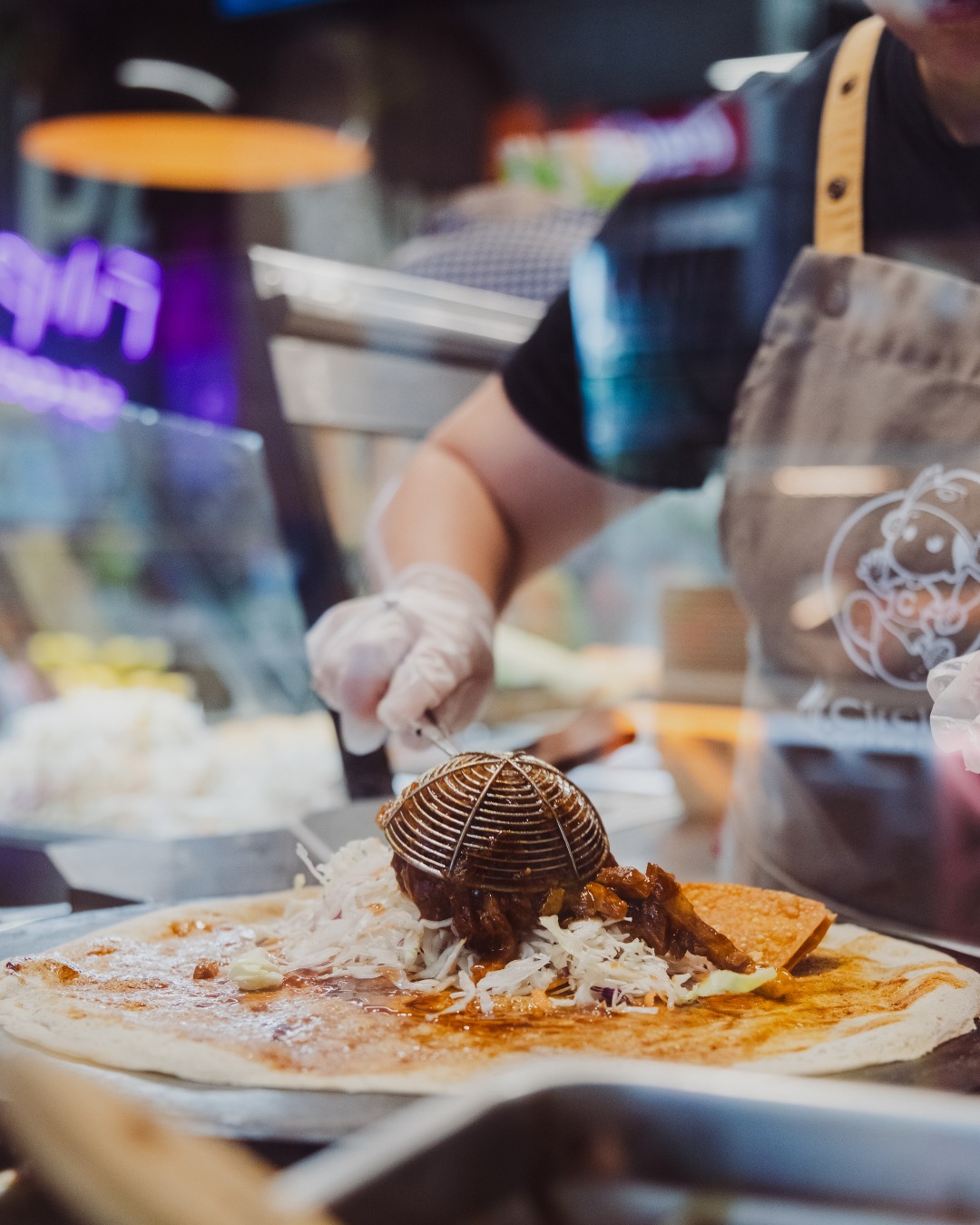 Loaded, saucy, and seriously satisfying. 🌯
Grab yours from @mrcirclewellington at 18 Willis St.
Your tastebuds will thank you.
#18WillisSt #EatUp18Willis #WellingtonFood #LittleBitOfEverything