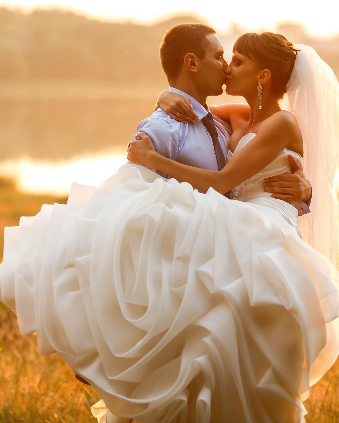 A love like this deserves to be celebrated beautifully. 🤍
The quiet moments, the deep connection, the promise of forever—this is what it’s all about. From the first kiss to the last dance, we believe every detail should honor your love story and let you be fully present in it.