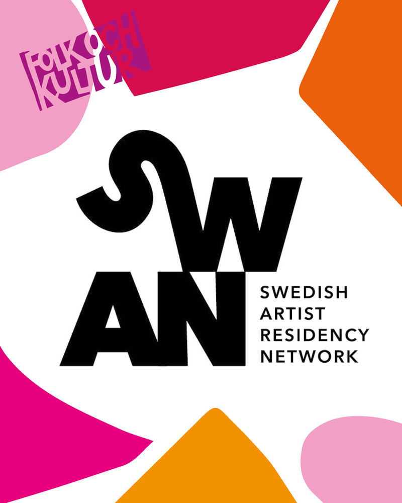 Snart är det dags för oss att åka till Folk och Kultur! SWAN medverkar på torsdagen och fredagen. På torsdagen är vi med som en del av Statens Konstråd-programpunkten "Nätverka rätt", och på fredagen anordnar vi programpunkten "SWAN Emergency Residencies - arbeta regionalt för kulturarbetare i risk".
Väl mött, vi ser fram emot att ses i vimlet!
"Nätverka rätt! Konstaktörernas ekosystem på 60 minuter"
Arrangör: Statens konstråd
Plats: Konsthallen, Eskilstuna konstmuseum, Portgatan 2, 633 61 Eskilstuna
Tid: Torsdag 5 februari kl. 10:00 – 11:00
Medverkande: Femton olika nätverk och konstorganisationer, från SWAN medverkar verksamhetsledare Eliana Ivarsdotter Haddad
Hur hänger de olika aktörerna inom konstfältet ihop – och vem gör vad? Välkommen till en introduktion som ger en översikt över centrala nätverk och samarbetsstrukturer inom det svenska samtidskonstfältet genom korta presentationer och samtal med representanter från olika delar av konstvärlden.
Entrépass till Folk och Kultur krävs.
"SWAN Emergency Residencies - arbeta regionalt för kulturarbetare i risk"
Tid: Fredag 6 februari kl. 11:00 – 11:45
Plats: Kugghjulet, Hotel Bolinder Munktell, Munktellstorget, 633 43 Eskilstuna
Medverkande:Theresa Ridder, projektledare SWAN ER, och Malin Lindmark Vrijman, ordförande SWAN
SWAN bjuder in tjänstepersoner inom kultur till ett seminarium om hur man regionalt kan stödja riskutsatta kulturarbetare genom residens i Sverige. SWAN Emergency Residencies har sedan 2022 matchat 118 residenter med 68 svenska residensarrangörer inom alla konstarter. Genom SWAN kan regionen stötta arbetet med nödresidens, och samtidigt stärka sina regionala residensarrangörer såväl som SWANs arbete med konstnärlig frihet och yttrandefrihet för utsatta konstnärer.
Entrépass till Folk och Kultur krävs.
Välkommen!