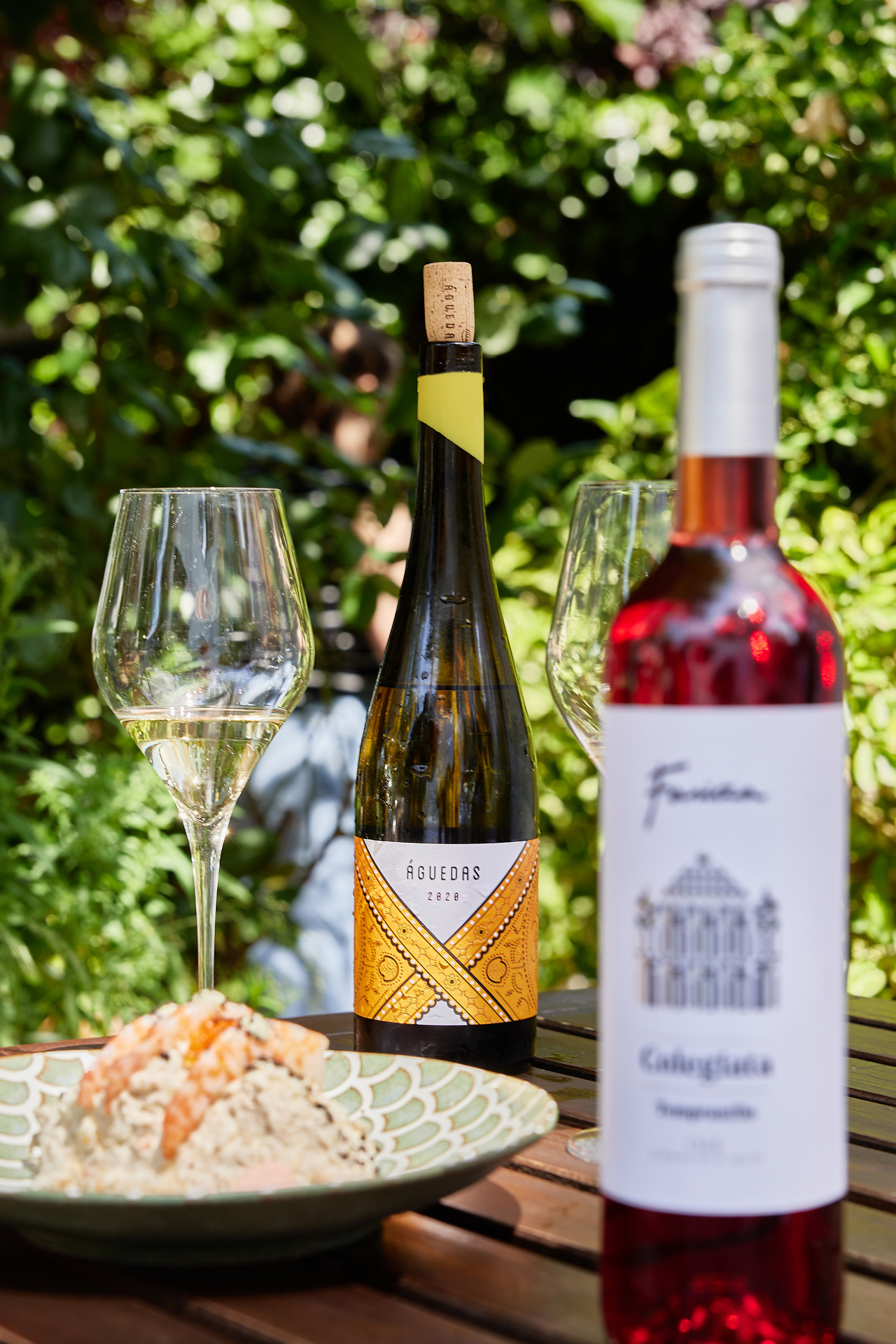 Hay regalos de San Valentín que hablan por si solos. Como una botella de Fariña.
Gestos sencillos que dicen mucho 🍷🤍 No olvides hacer tu pedido.
Y si quieres celebrar in situ… ¡Ven a comer a Fariña! Y enamórate de nuevo, rodeado de arte.