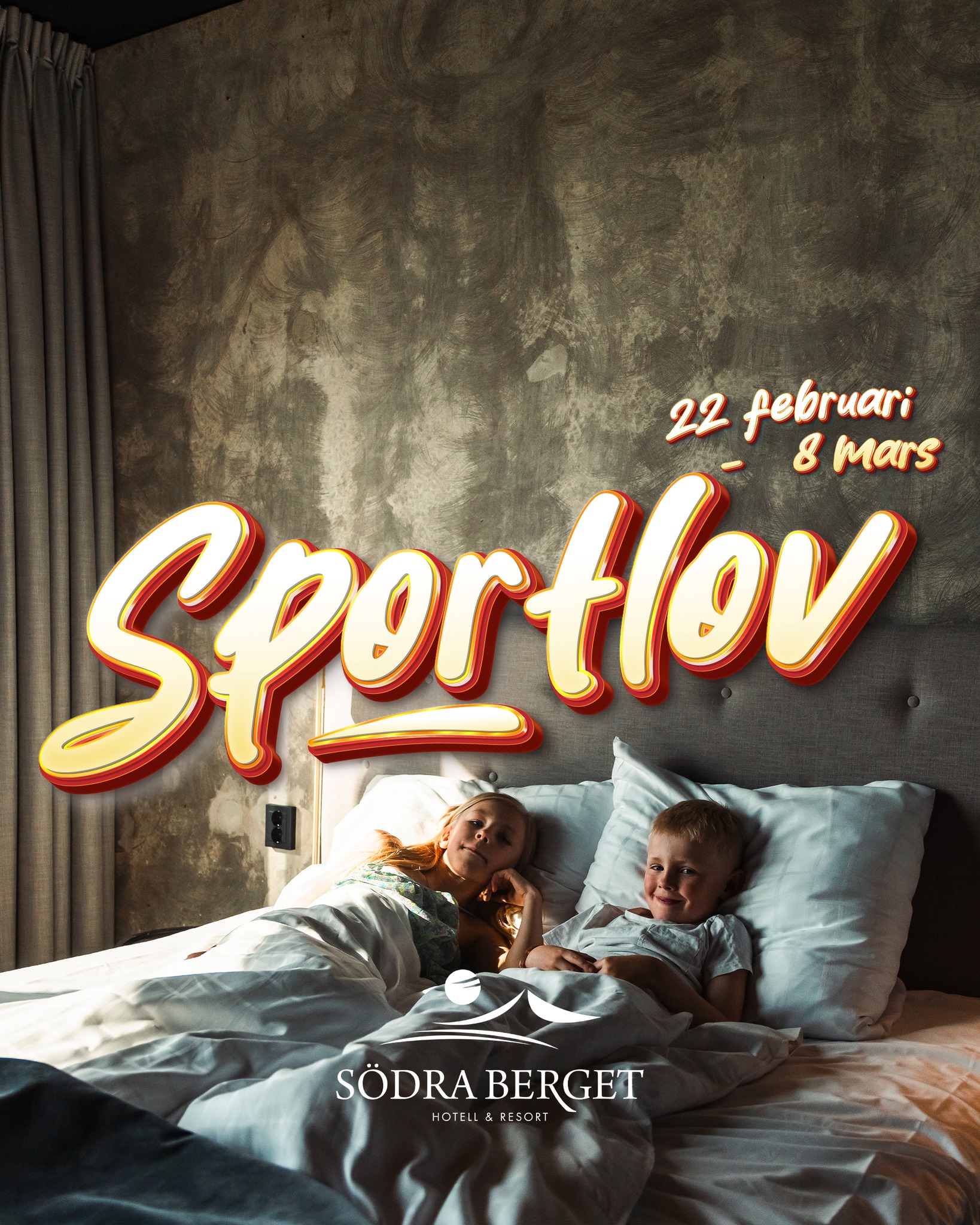 Sportlov på Hotell Södra Berget ❄️
Gör sportlovet till något extra! Checka in på höjden och njut av sköna familjedagar, bekvämt boende och aktiviteter för alla åldrar – med milsvid utsikt över Sundsvall.
👨👩👧👦 Familjevänligt boende
Bo i Superior Twin Room med dubbla dubbelsängar – perfekt för hela familjen och med en unik utsikt.
📅 Gäller ankomster: 22 februari – 8 mars
🎿 Våra sportlovspaket
Familjepaketet
Från 1 995 kr/rum (upp till 2 vuxna & 2 barn)
✔️ Övernattning
✔️ Generös frukostbuffé
Himlabadet-paketet
Från 2 195 kr/rum (upp till 2 vuxna & 2 barn t.o.m. 12 år)
✔️ 1 natt i familjerum
✔️ 1 dags entré till Himlabadet
NYHET! Strike Club-paketet 🎳
Från 2 195 kr/rum (upp till 2 vuxna & 2 barn t.o.m. 12 år)
✔️ 1 natt i familjerum
✔️ 1 aktivitet på Strike Club
💆 VIDA Spa
På VIDA Spa gäller åldersgräns 13 år.
Måndagar: Minimys för barn 4–12 år
⏰ 11.00–15.00 & 15.00–19.00
👉 Boka sportlovet nu – www.sodraberget.se/sportlov -platserna går åt snabbt!
