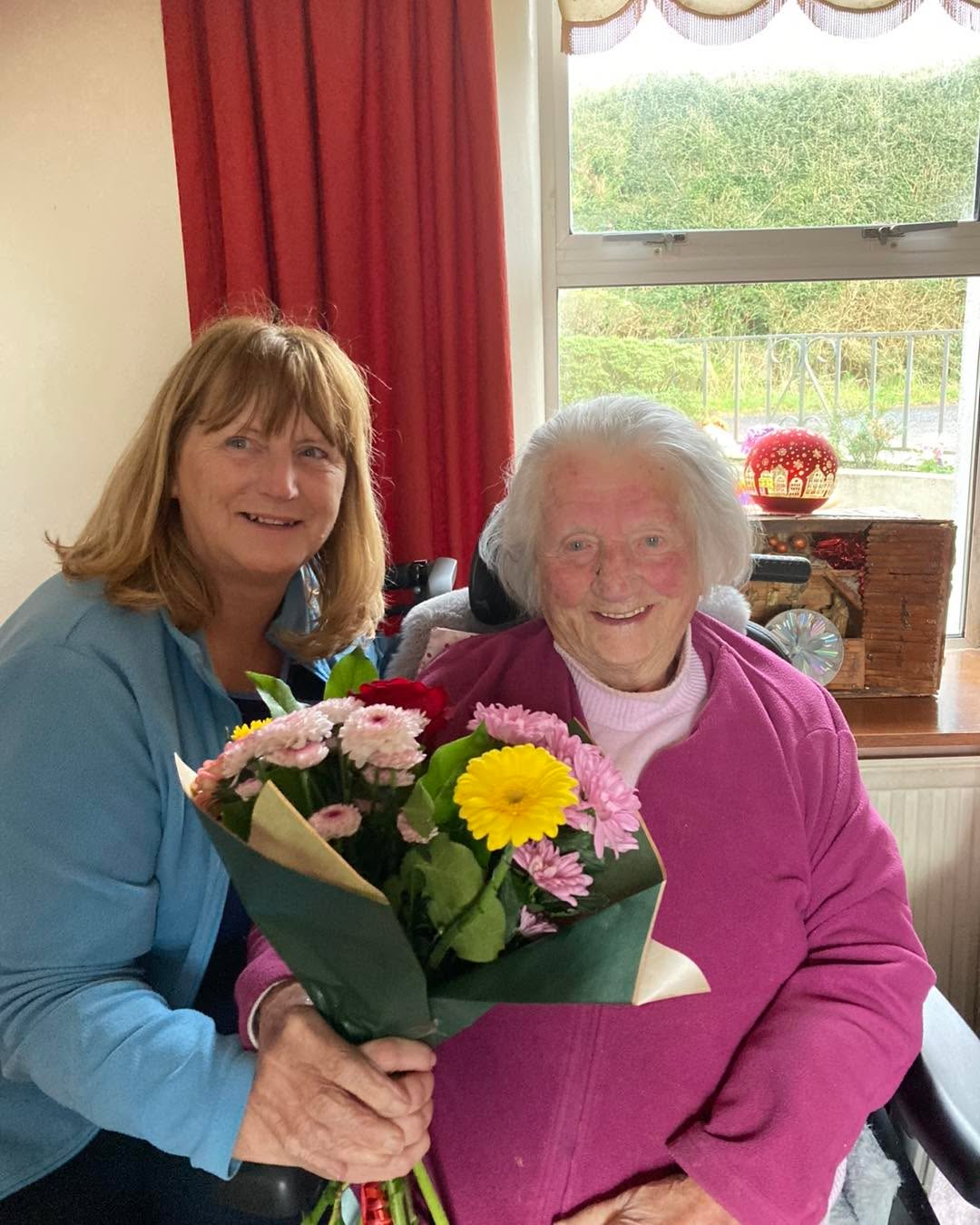 Happy 105th Birthday, Bridget 🎉🎂
Everyone at CareBright sends huge birthday wishes to Bridget, who recently celebrated an incredible 105 years. What an amazing milestone! It was a joy to mark such a special occasion and celebrate a life so well lived 💐✨