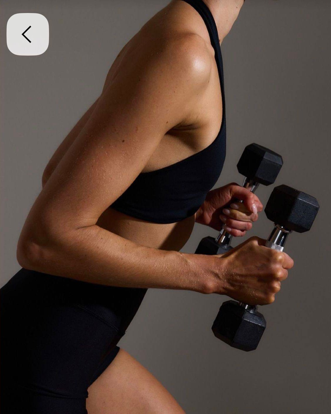 Strong body, soft soul 🤍
#FormAndFlow #PilatesTechnique #MovementQuality #PilatesFocus #BodyAlignment #ThePilatesEffect
@shenell.petterson @jessicamarkgraaff @conanwicofitness
📷 Photo credits: Pinterest