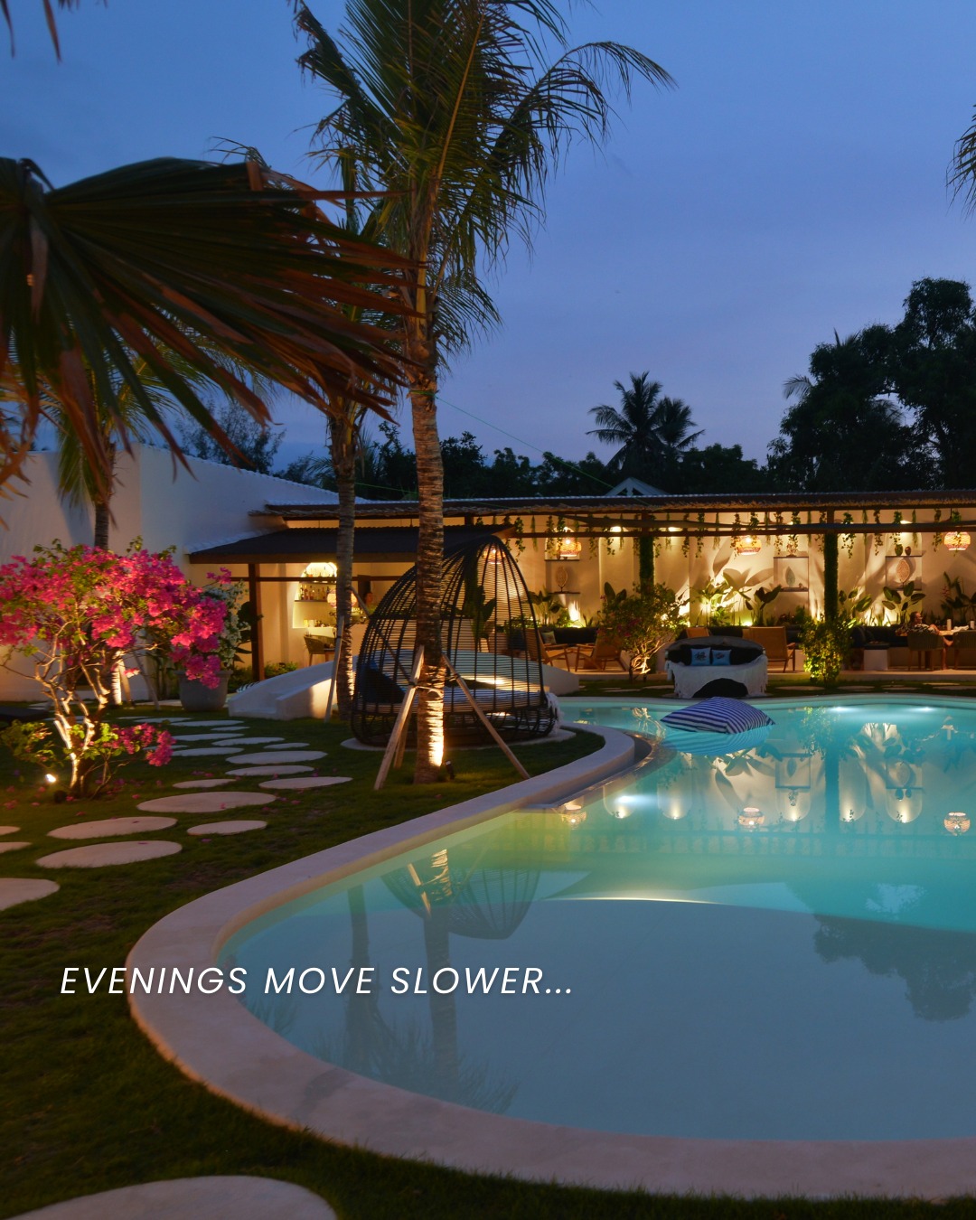 You’ll find the beauty of Gili Air evenings. Even as the light fades and life gets quieter. A calmness that lets you truly reset💆🏼♀️
#GiliAir #GiliIslands #HotelinGili #StayinGili #HotelinGiliAir #GiliAirHotel