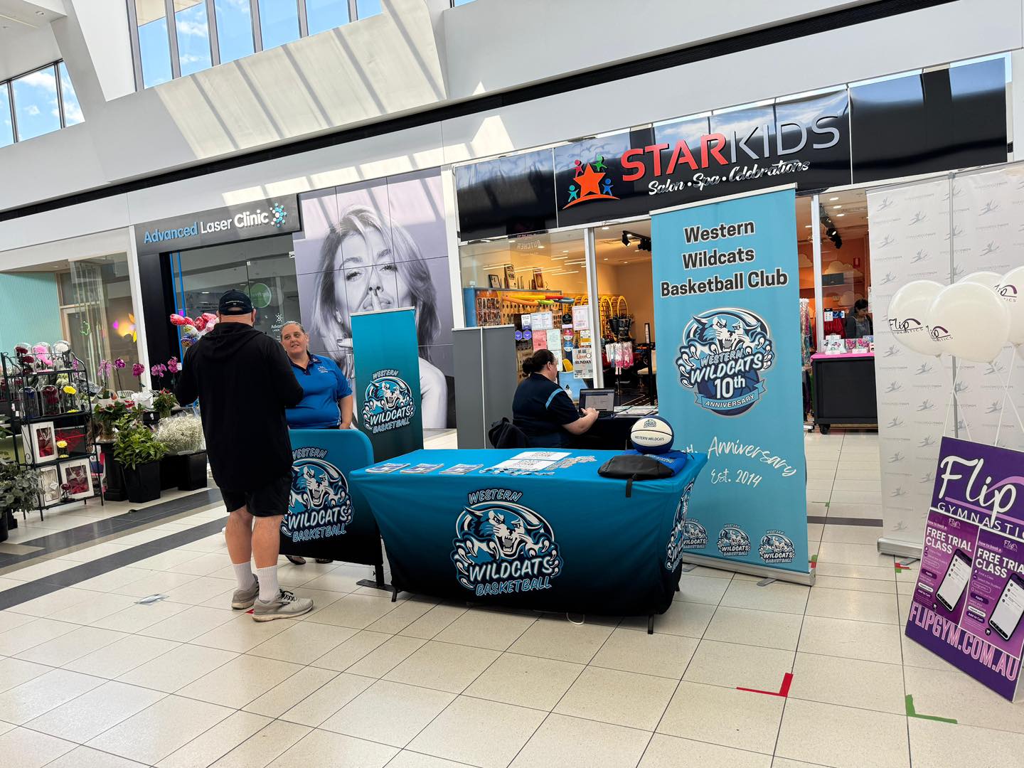 Sanctuary Lakes Shopping Centre Sports Sign Up happening now - come see us
Outside Aldi till 2pm!