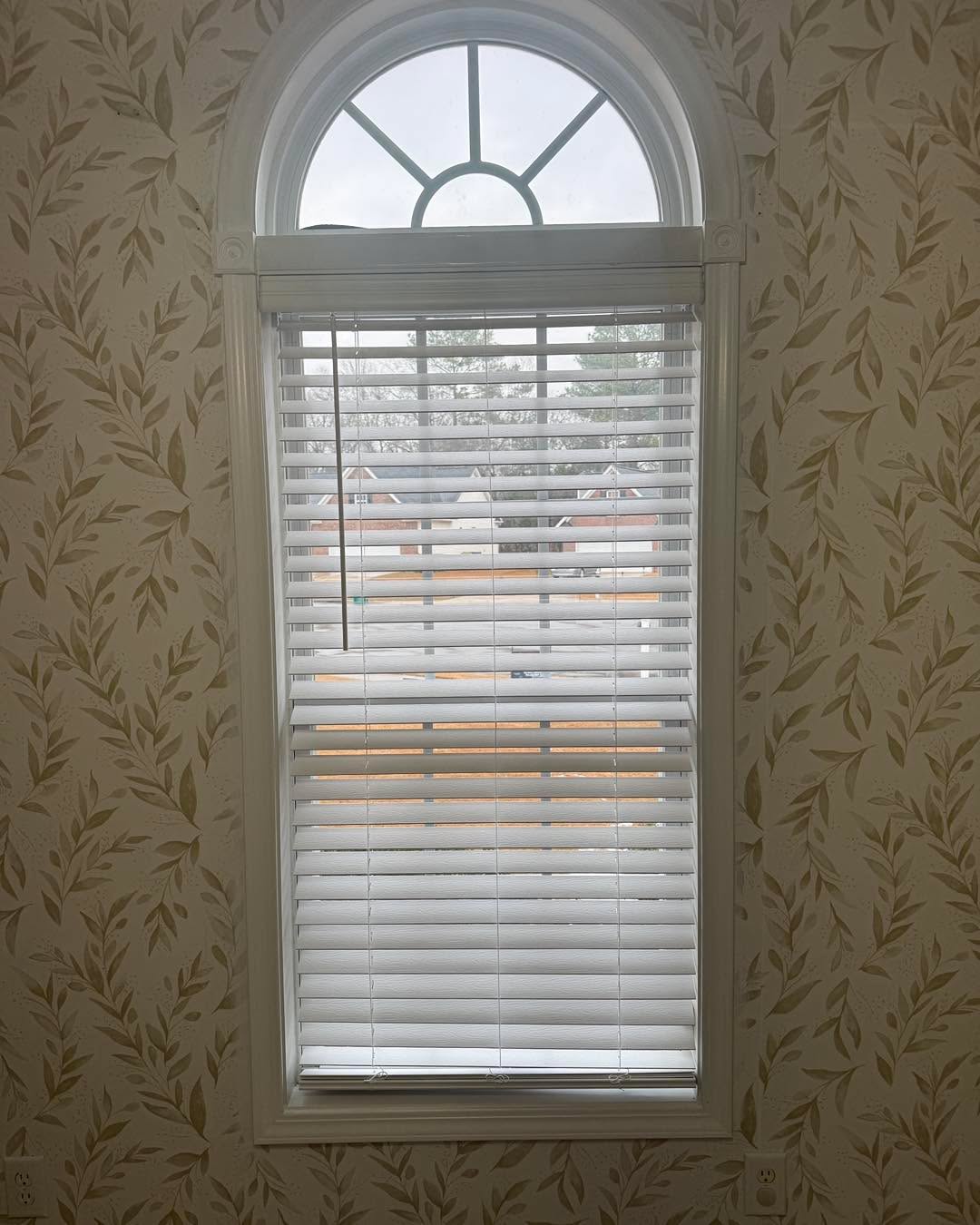 🪟Another homeowner checked a small but important task off their list today-new mini blinds installed and working perfectly.
#TasklineHomeServices #FayettevilleNC #HopeMillsNC #Handyman #MiniBlinds
#HomeMaintenance