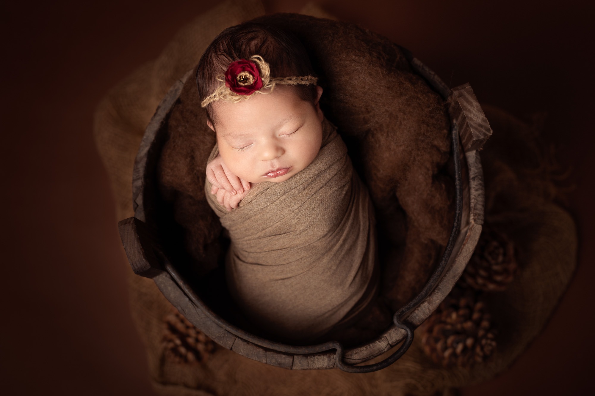 Amiamo creare per ogni bambino/a un set speciale ed unico, che ricordi con qualche elemento la stagione in cui è nato, un particolare, il colore preferito dalla mamma e dal papà. 🤎
.
💌info@melaniamaffucciphotographer.com
www.melaniamaffucciphotographer.com
.
•Fotografo gravidanza neonati e bambini Modena
•Maternity & Newborn photography
.
.
#melaniamaffucciphotographer #fineartnewborn #fineartnewbornphotography #fineartnewbornphotographer #newbornphotography #newbornphotographer #newbornph #newbornphoto #newbornfineart #fotografianewborn #fotografanewborn #fotografonewborn #fotografoneonati #fotografoneonatimodena #fotografoneonatibologna #fotografogravidanza #fotografofamiglia #fotografomodena #fotografobologna #fotografogravidanzamodena #fotografobambini #fotografobambinimodena #sessionenewborn #sessioneneonato #serviziofotograficoneonati #serviziofotograficobambini