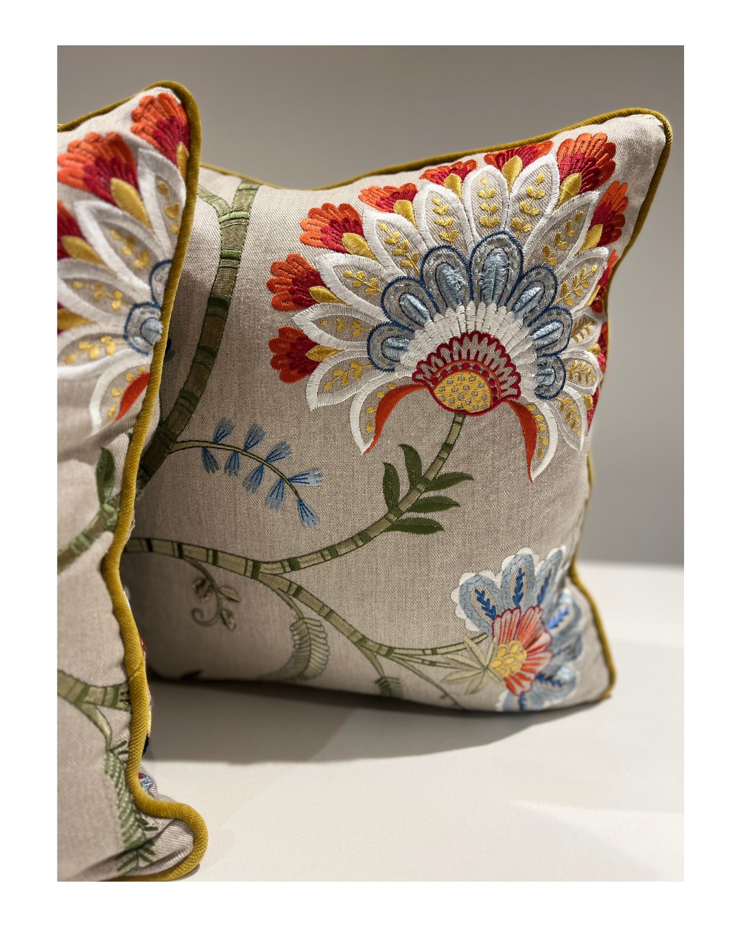 God I love this fabric from @colefaxandfowler it's just stunning! Just look at the embroidery on it when the sunlight hits it, it's totally dreamy....! 😍😍😍
I made four cushion covers for my lovely client (who has a huge set of curtains to go with), piping them with a velvet from @blendworthinteriors
I also used a new zip insertion technique I learnt from the very kind, Justine at @windmillcurtainroom which I'm really pleased with. Even after years of making cushions there's always room to try out alternative ways of doing things.
#cushionmakers #northcoteroad #fulham #tootingnewsie #interiordecor #interiorinspo #balhamnewsie #softfurnishing #TootingBec #southlondon #softfurnishings #custommade #tooting #balhammums #southwestlondonmums #tootingmums #balhamlife #cushioncovers #cushioncover #cushions #cushionstyle #CushionLove #earlsfield #maker #balham #wandsworth #localmaker #localmakers #bespoke #smallbusiness